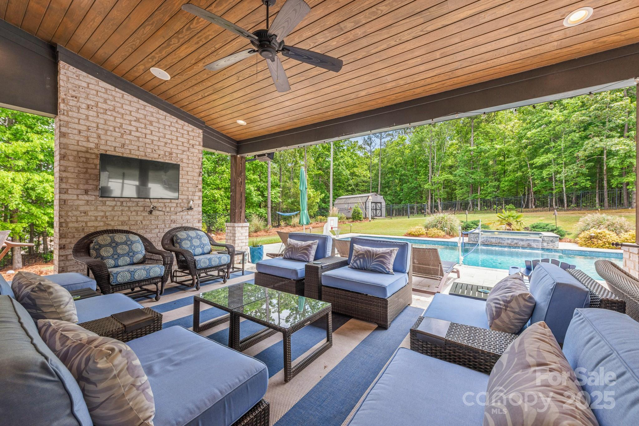 Firethorne - Residential