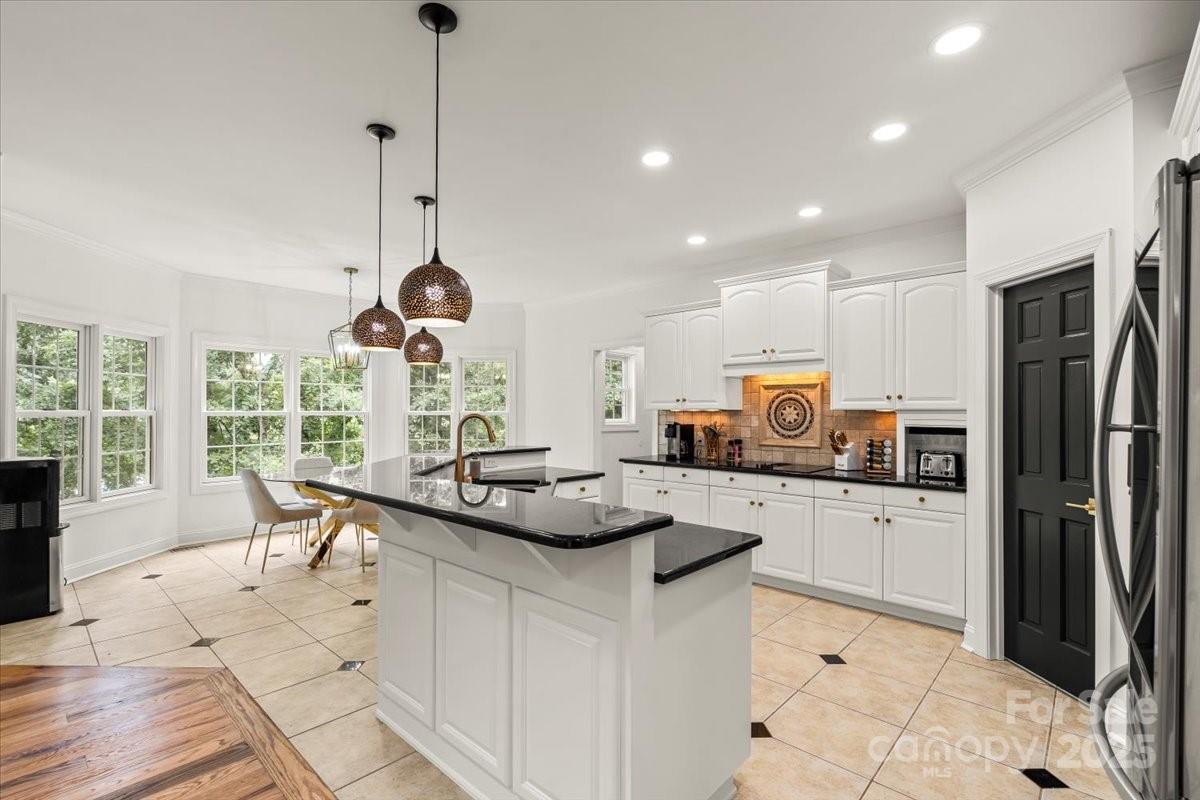 Pinnacle Shores - Residential