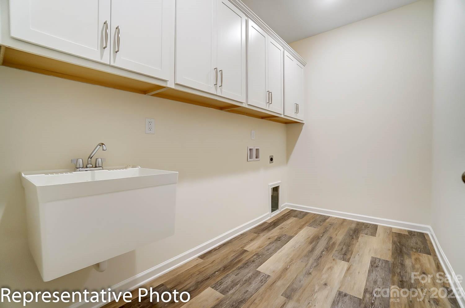 Villas At Prestwick - Residential