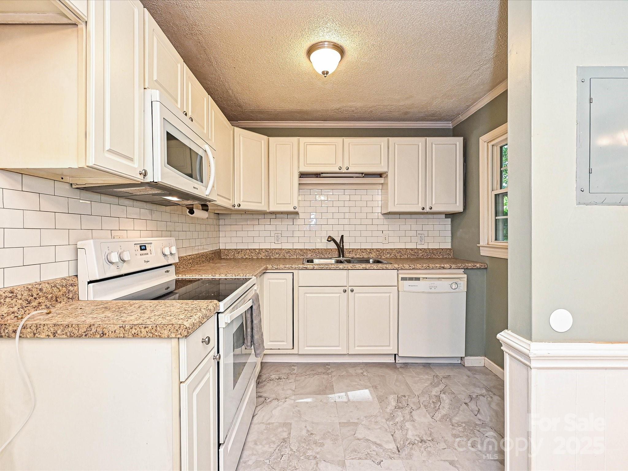 Pineview - Residential