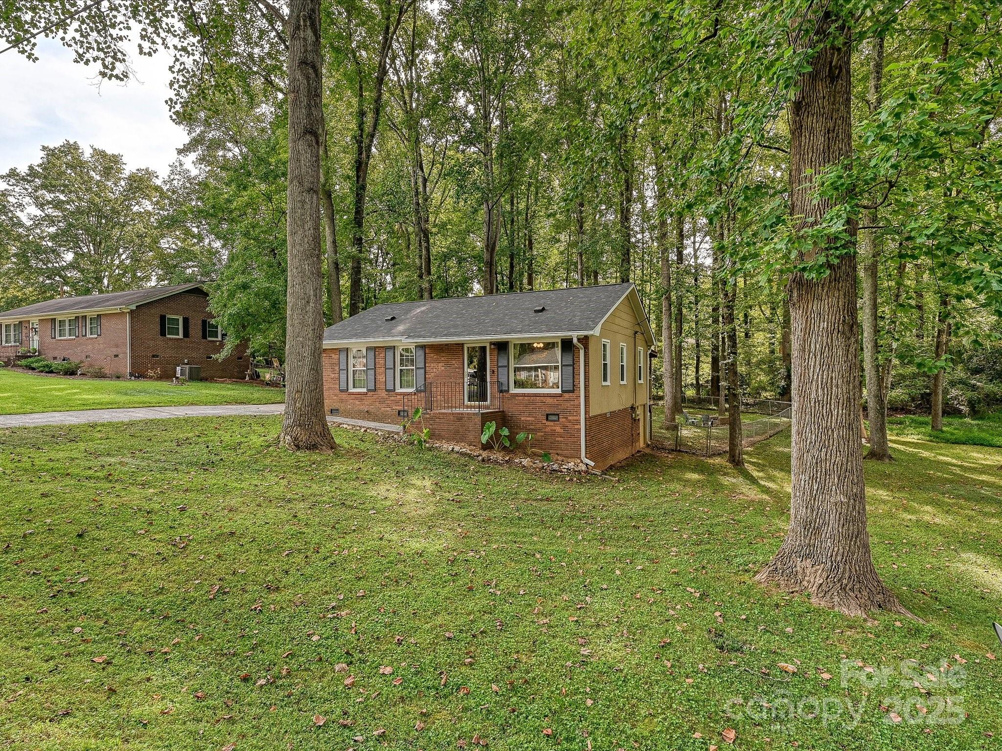 Pineview - Residential