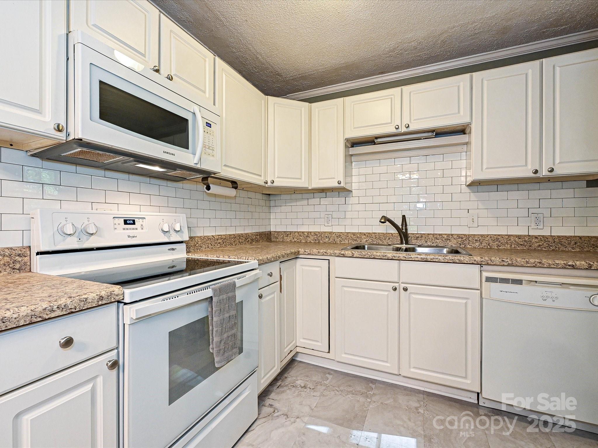 Pineview - Residential