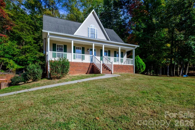 149 Kanah Court, photo 2 of 33