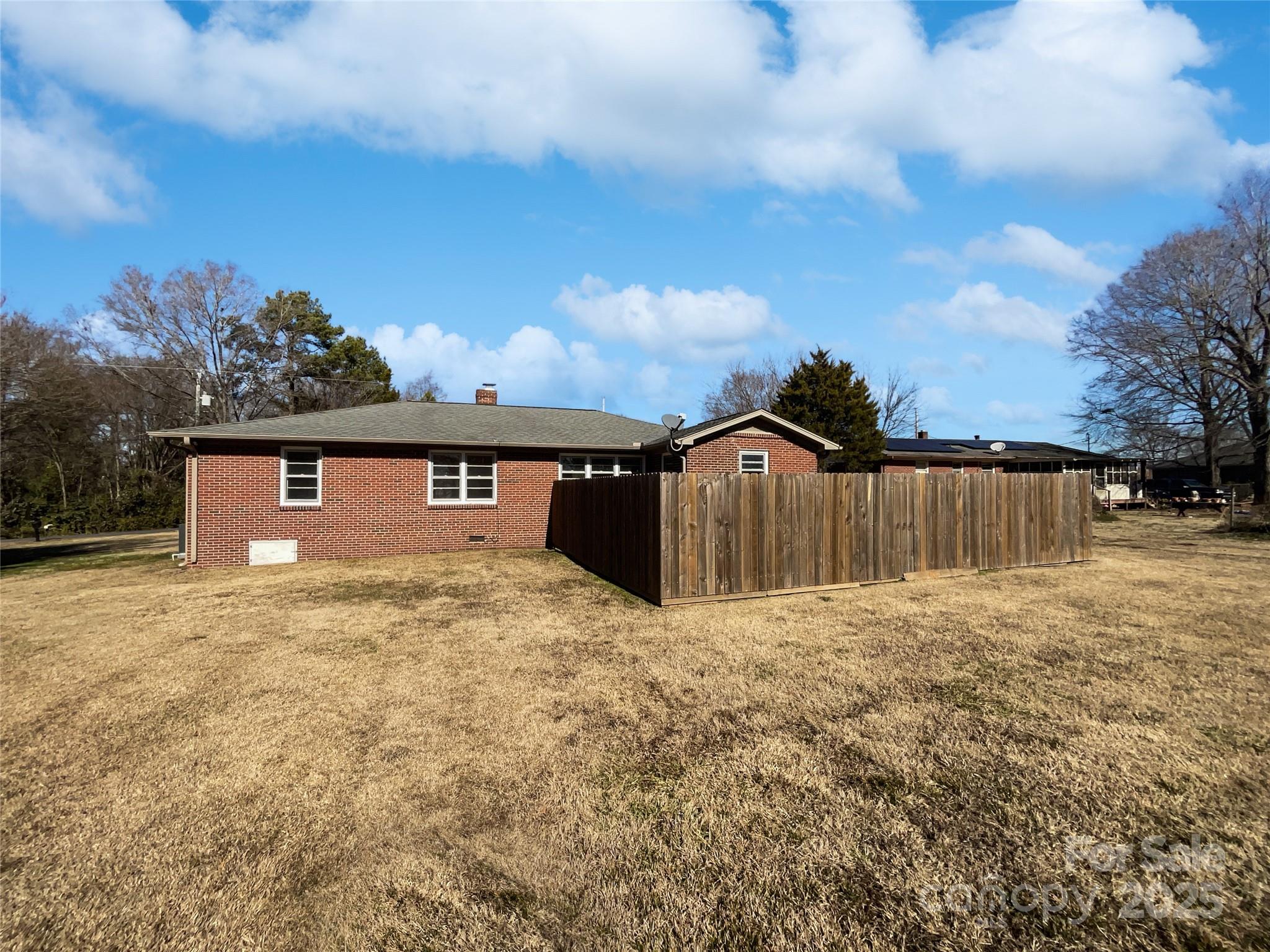 Dutchman Heights - Residential