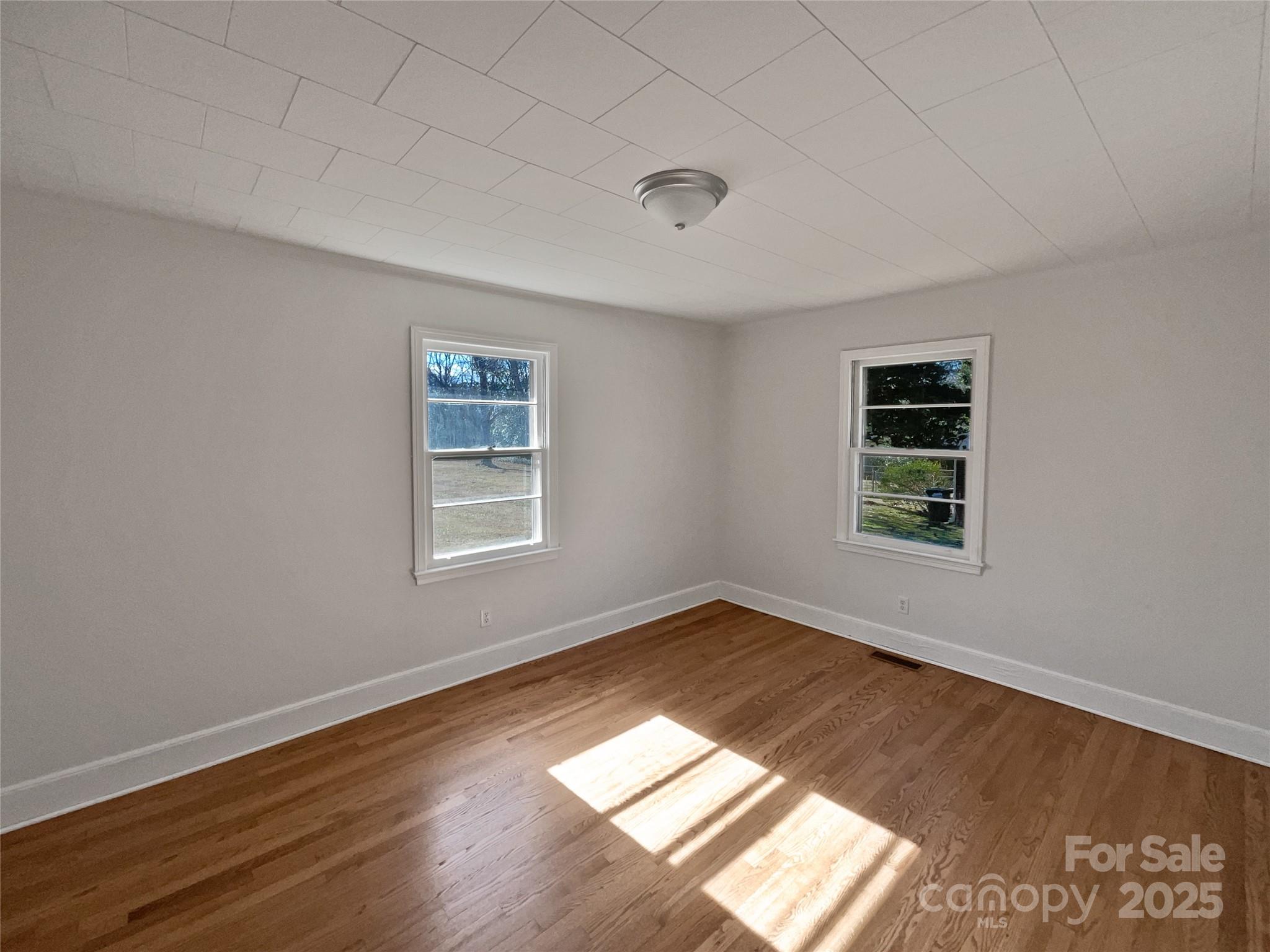 Dutchman Heights - Residential