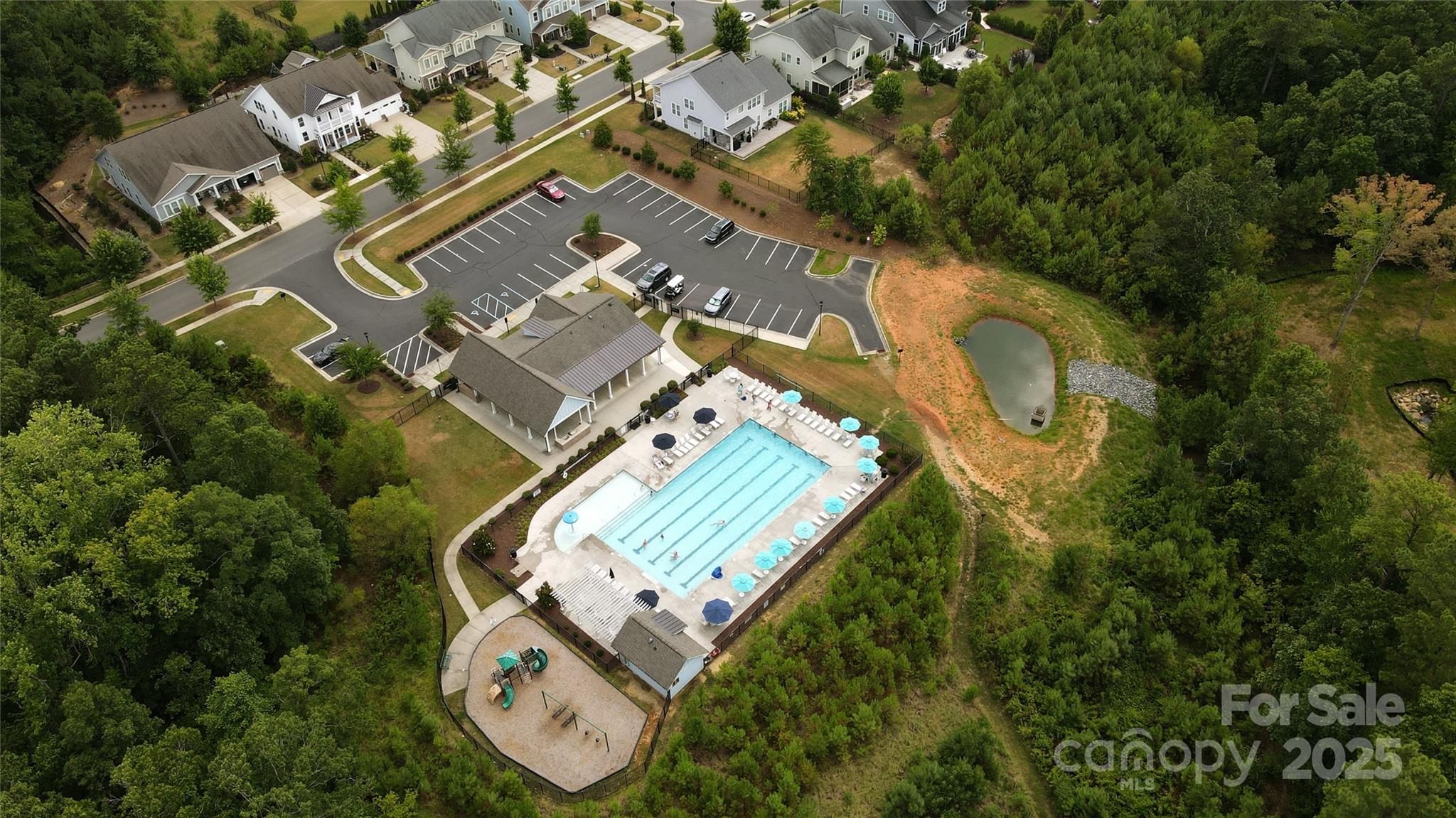 Summerhouse at Paddlers Cove - Residential