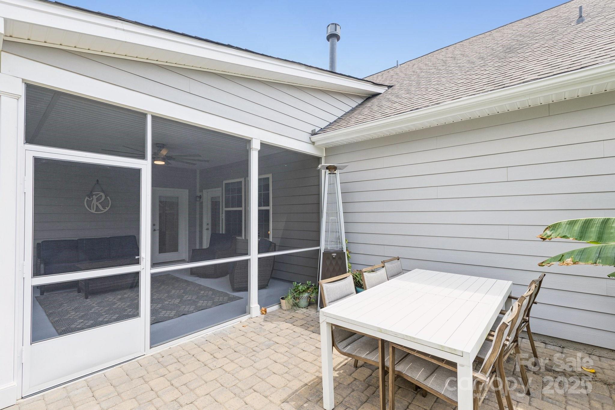 Summerhouse at Paddlers Cove - Residential