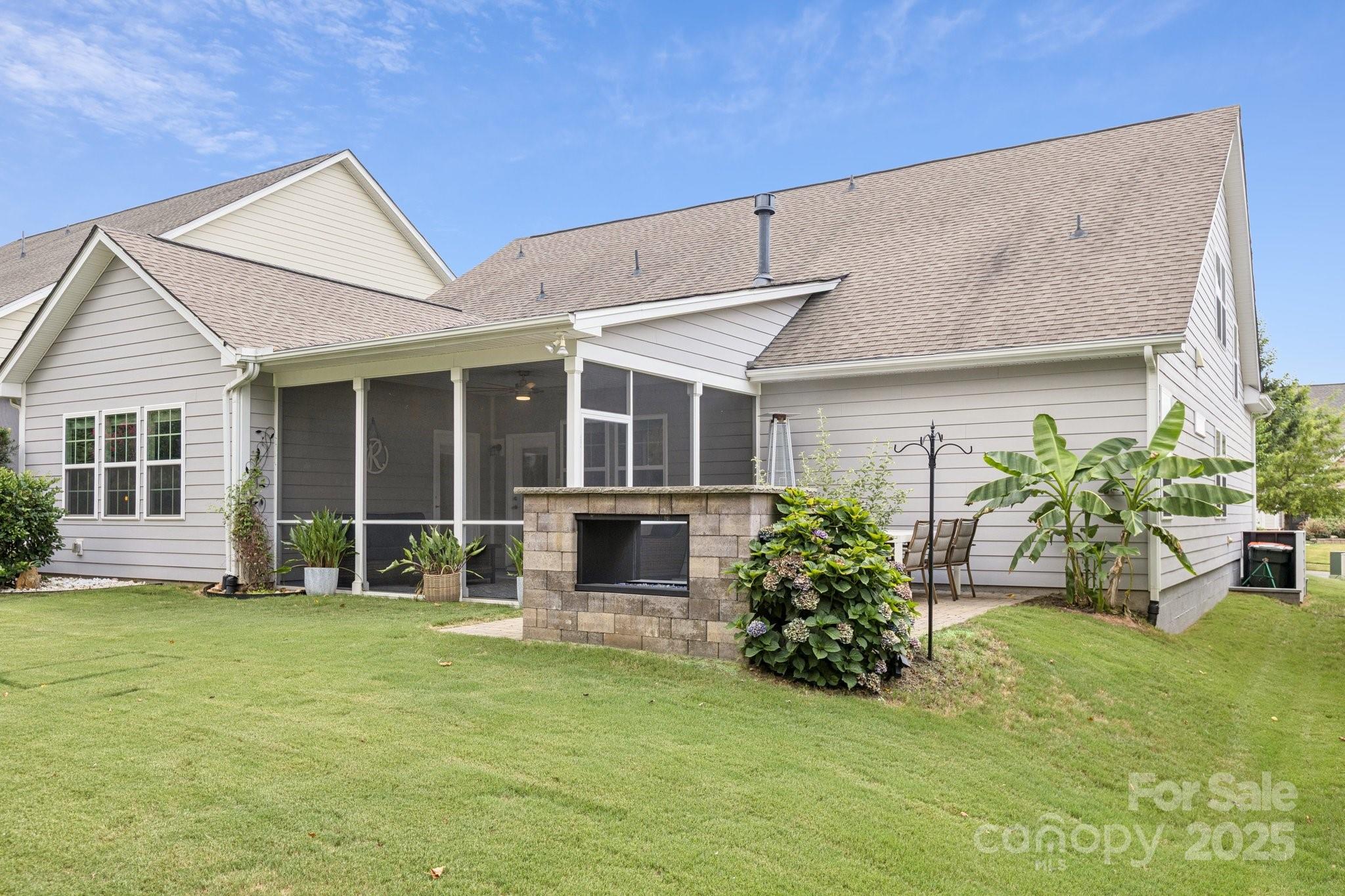 Summerhouse at Paddlers Cove - Residential