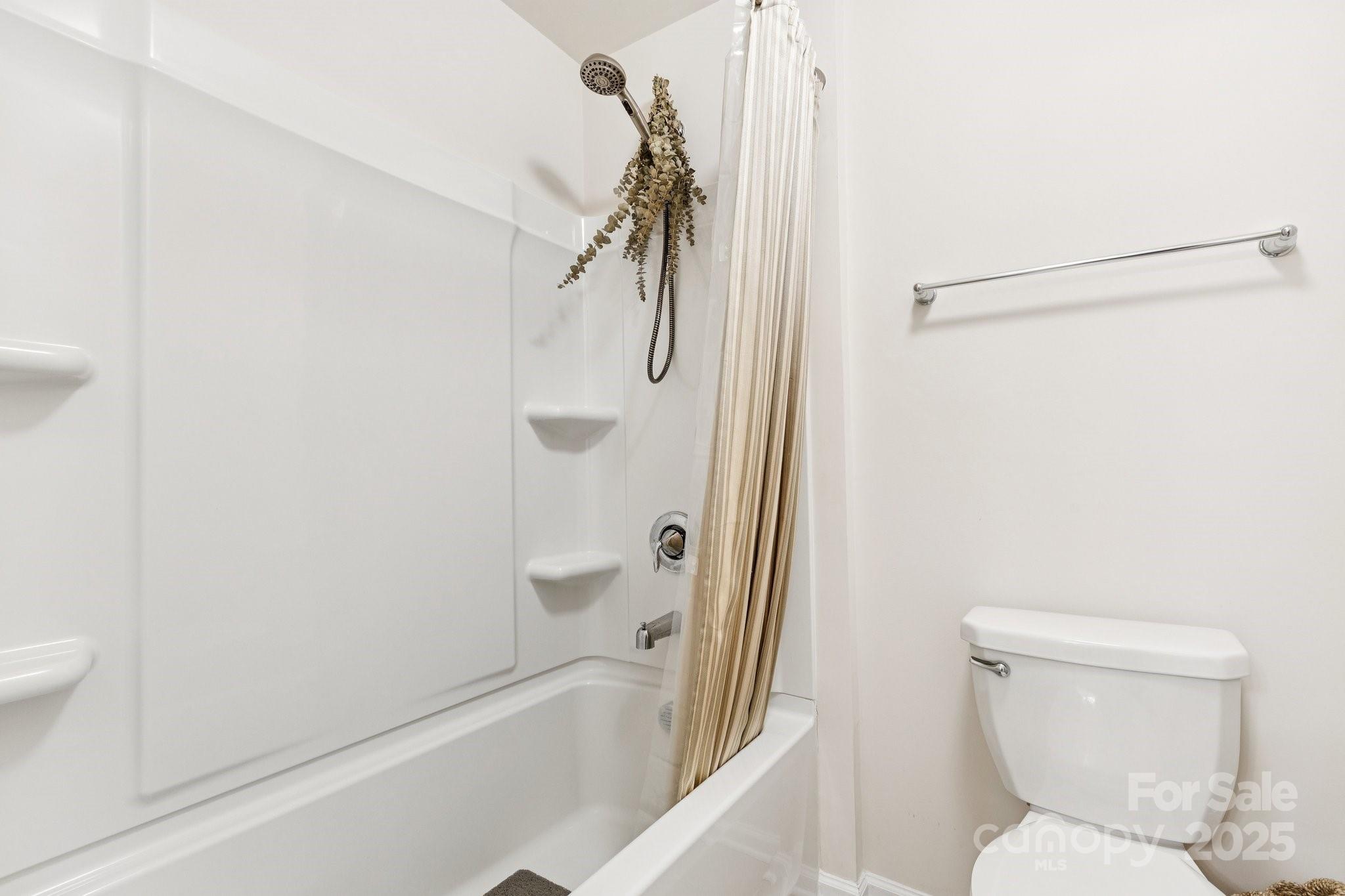 Summerhouse at Paddlers Cove - Residential