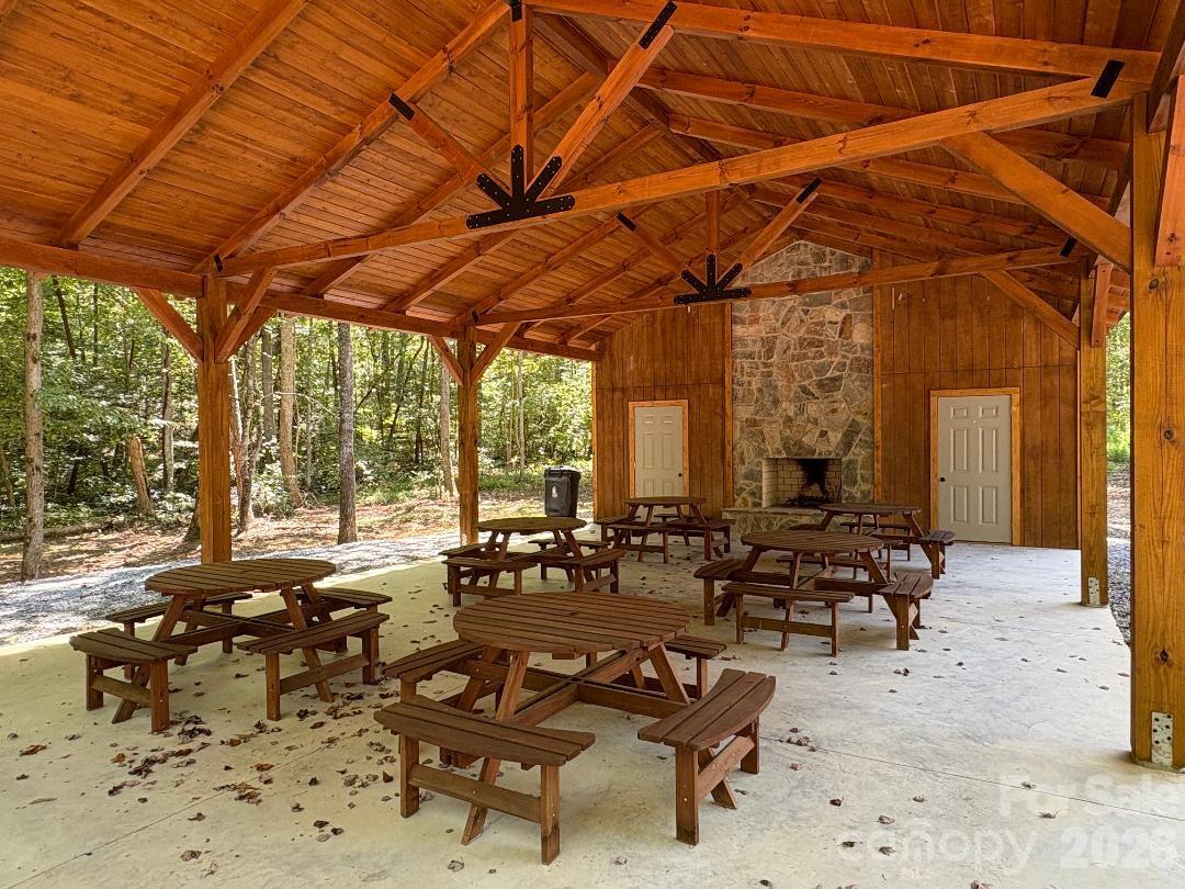 Forest Heights - Land