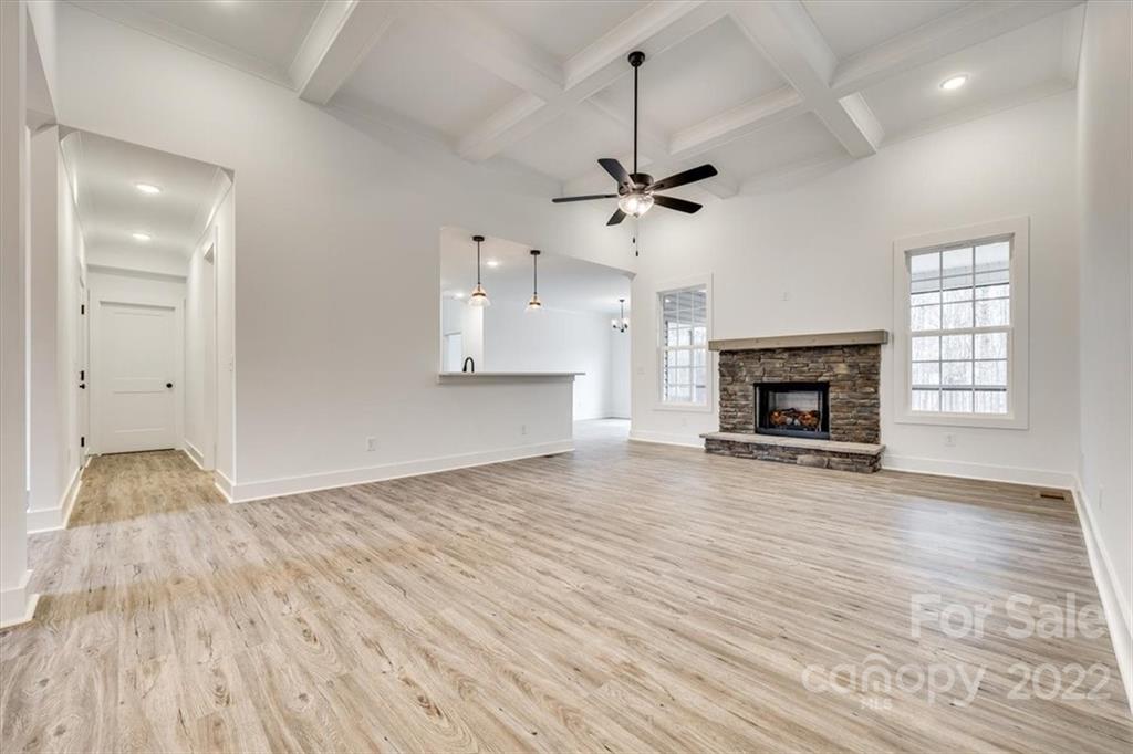 Sanders Landing - Residential