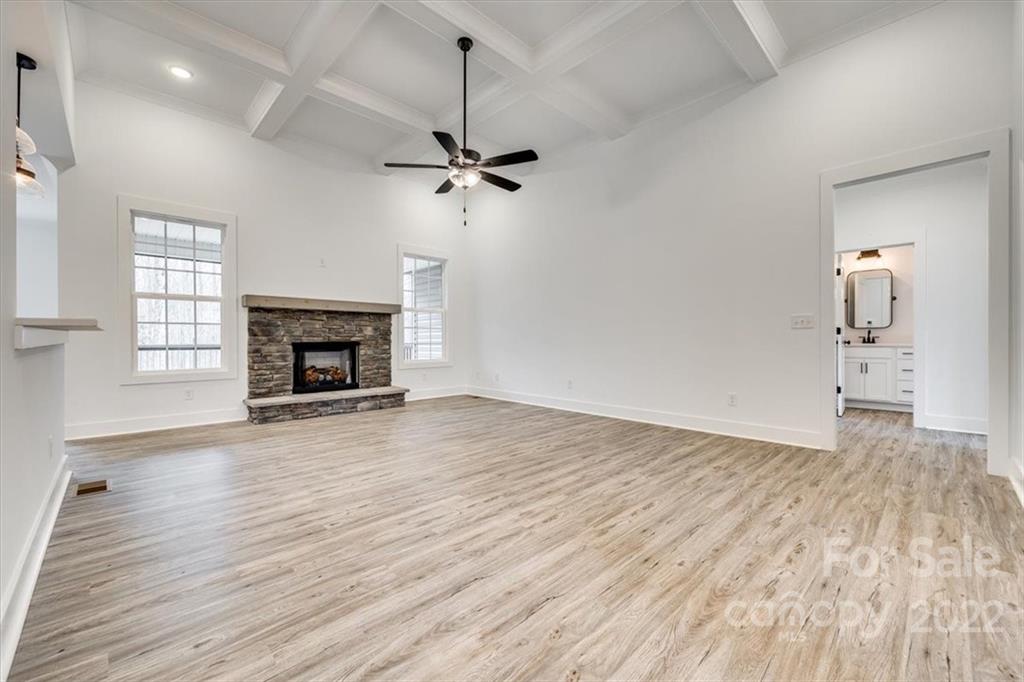 Sanders Landing - Residential