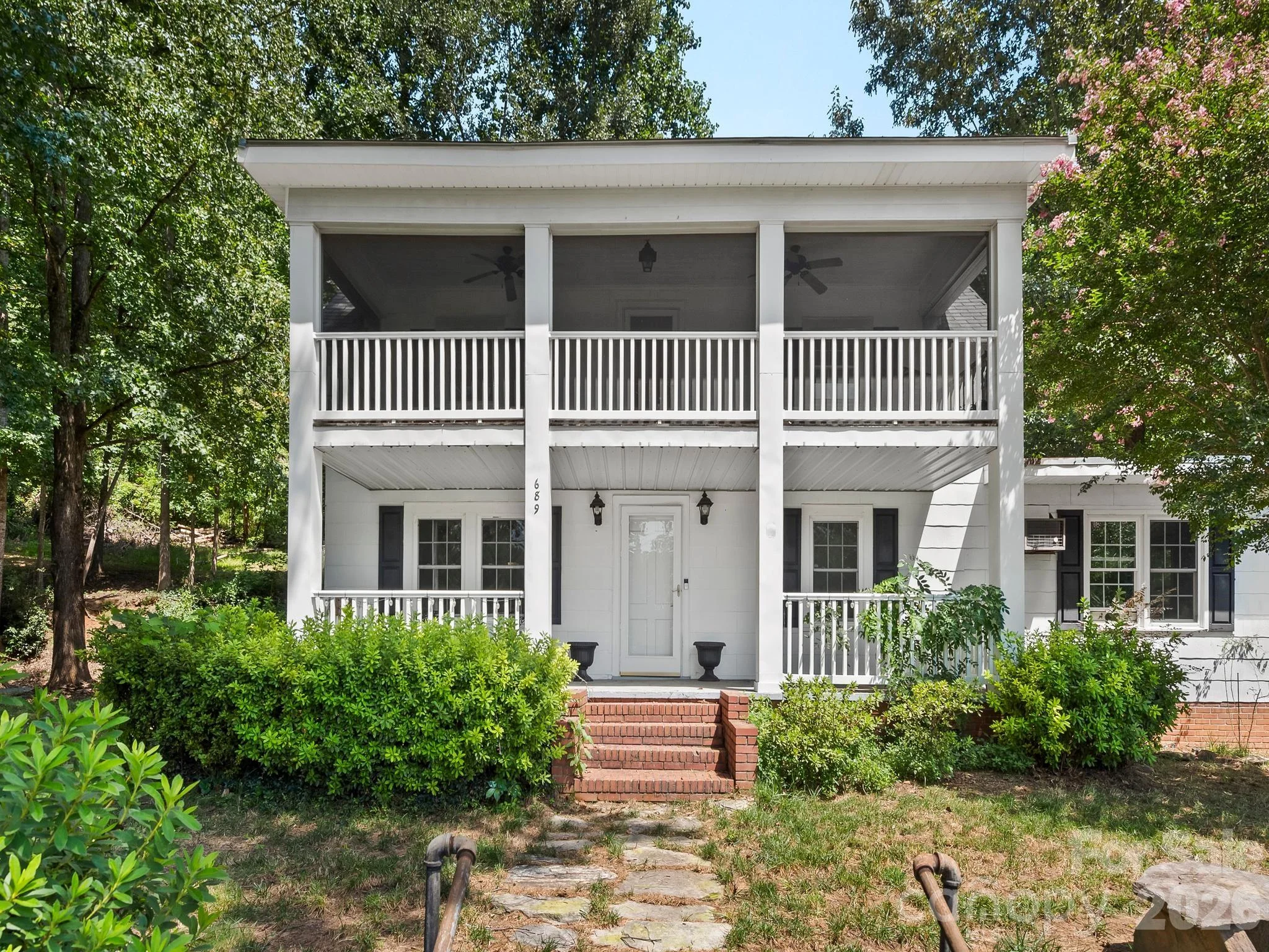 689 S Trade Street, Tryon, NC, 28782