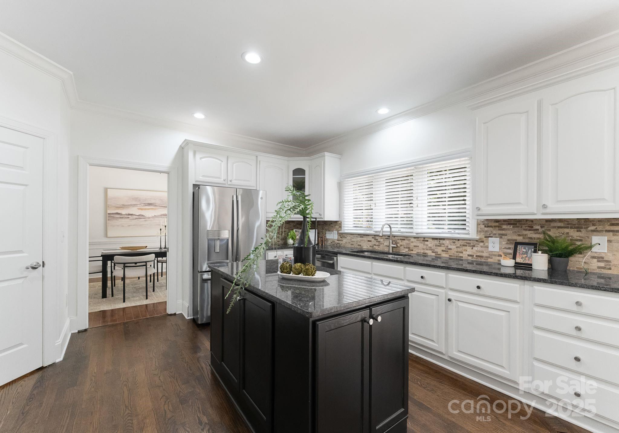 3839 Mountain Cove Drive