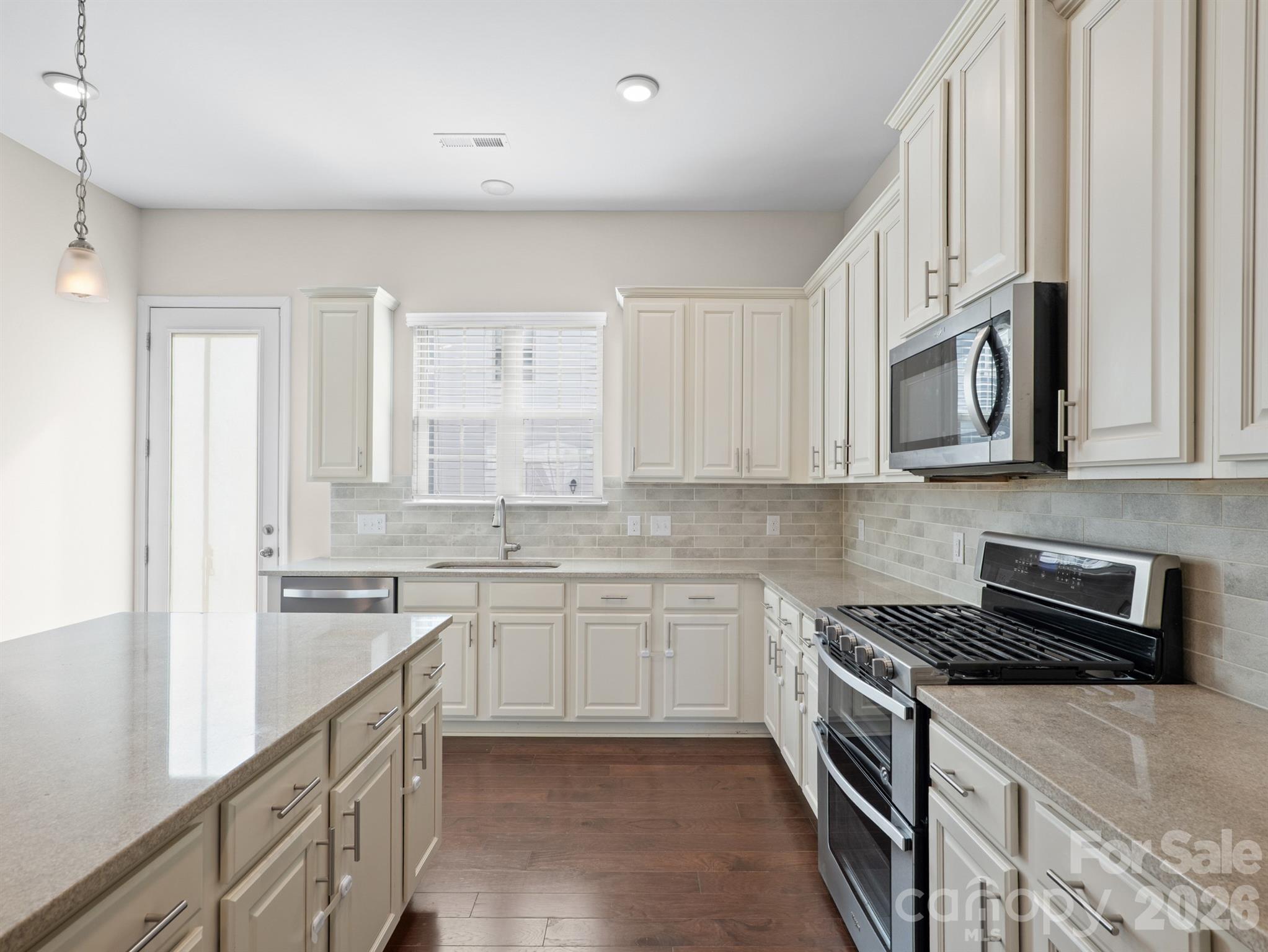 Hadley at Arrowood Station - Residential