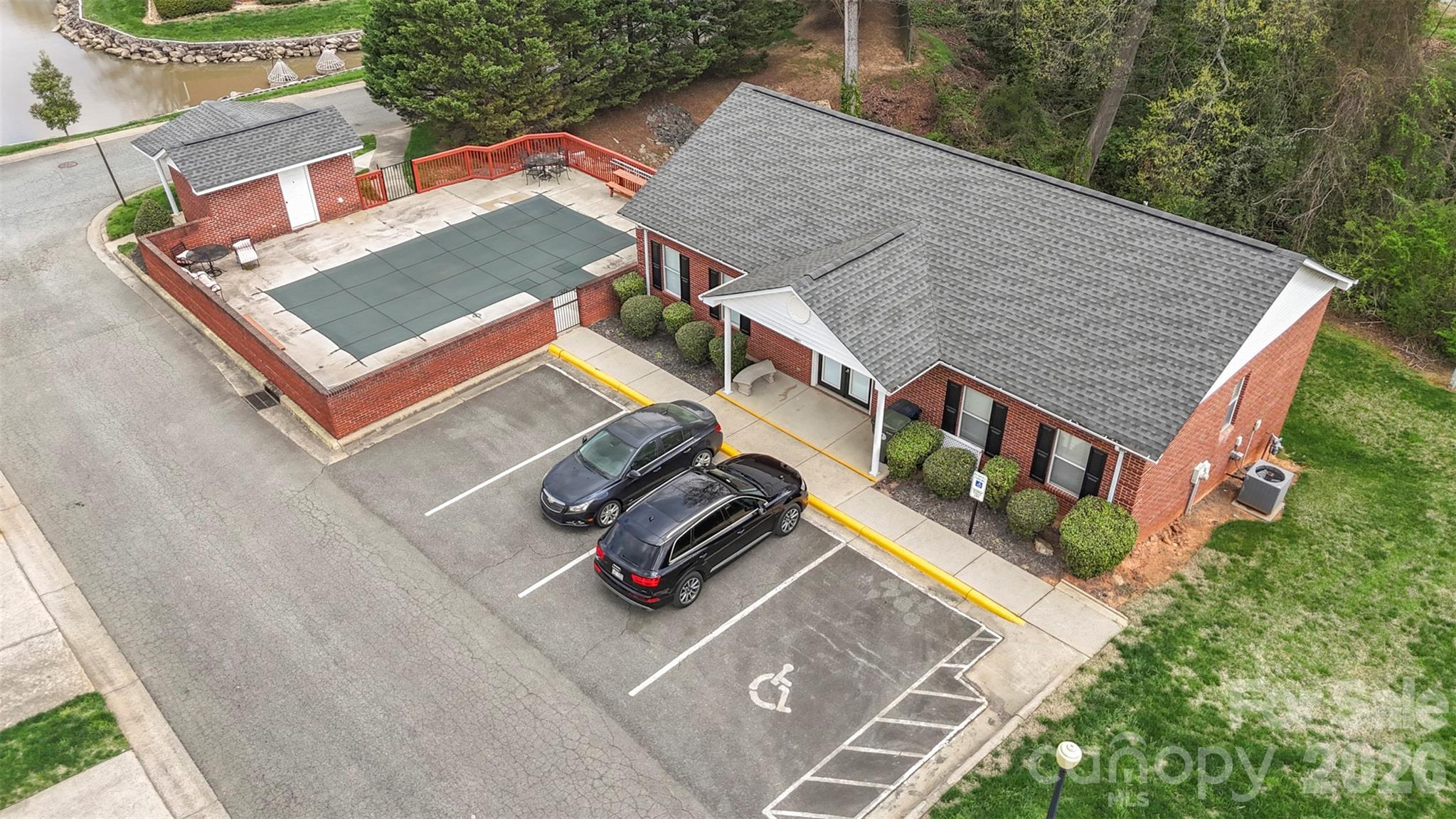 Twin Oaks - Residential