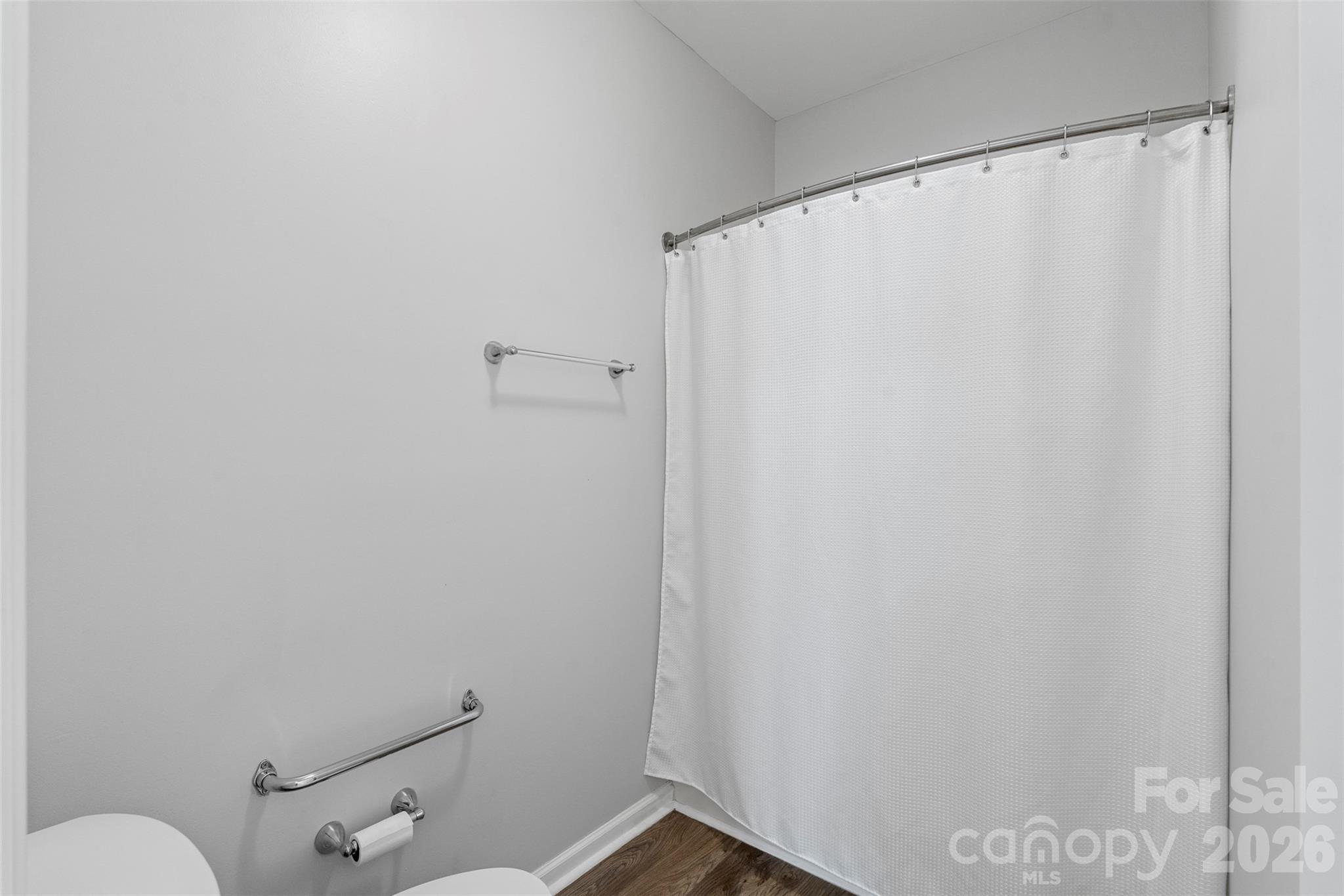 Twin Oaks - Residential