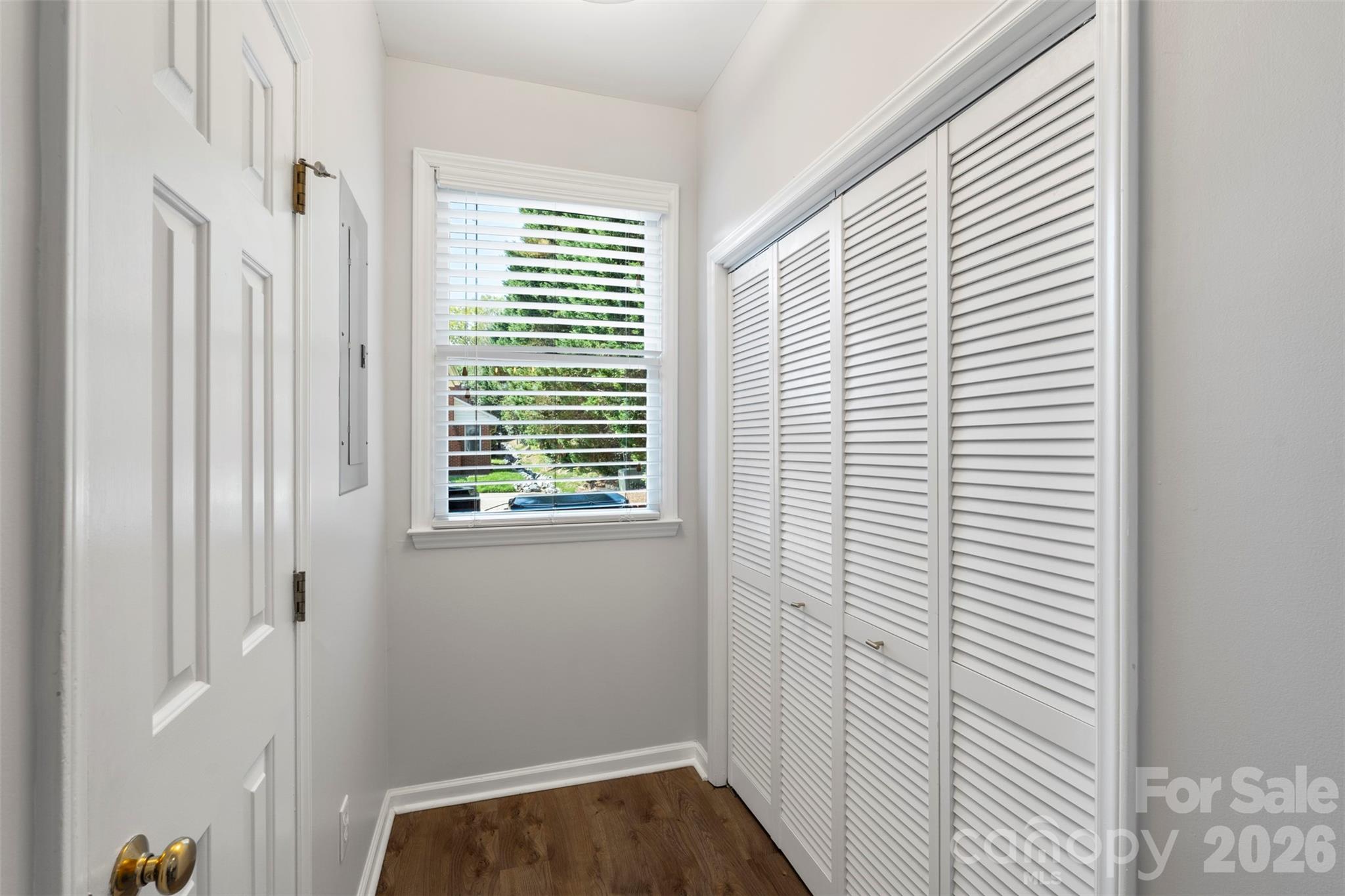 Twin Oaks - Residential