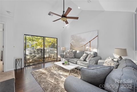 2715 Selwyn Avenue 30 Charlotte NC 28209