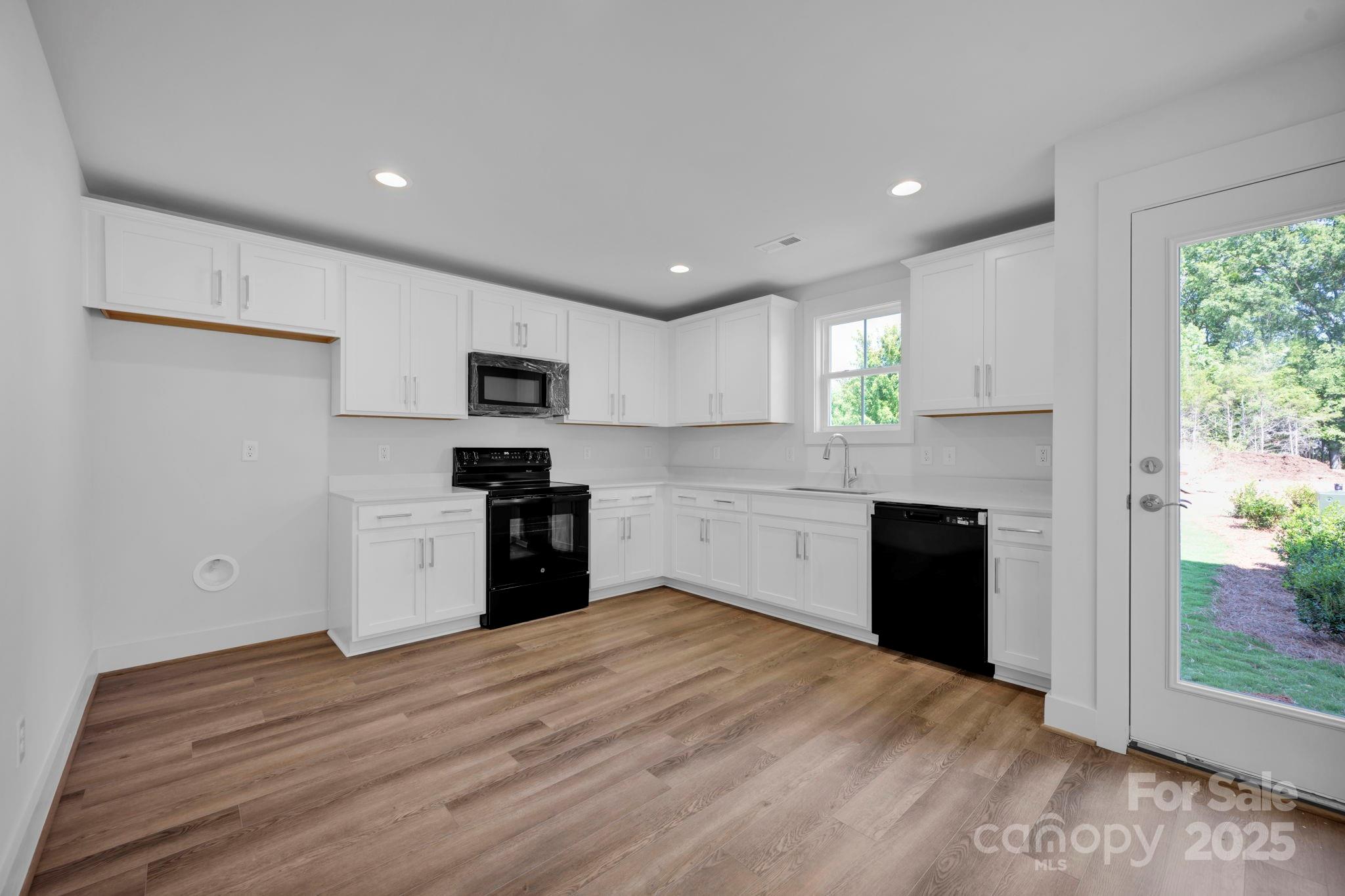 Davidson Cottages - Residential