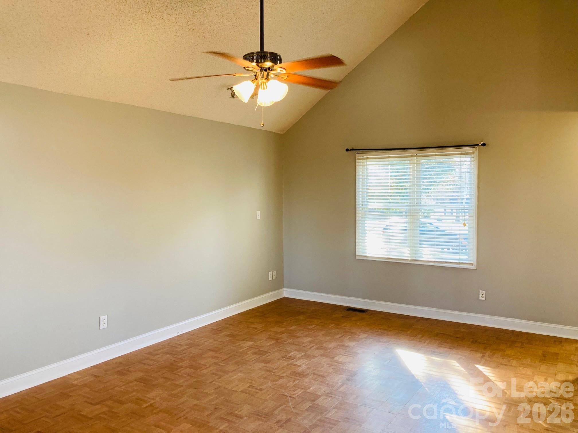 7781 Red Robin Trail