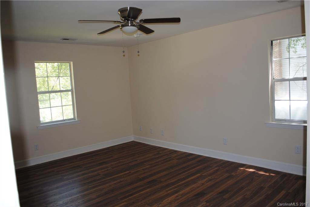 Country Oaks - Residential