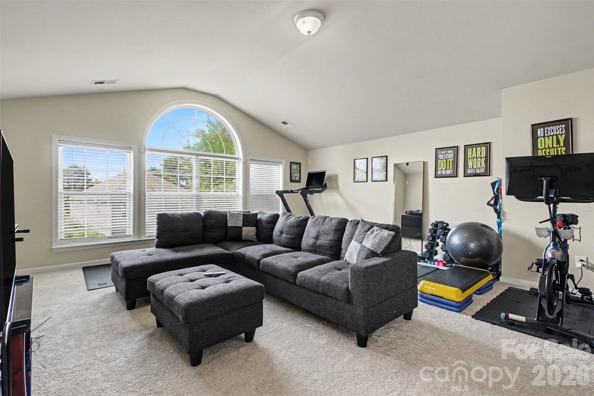 1008 Hawker Road