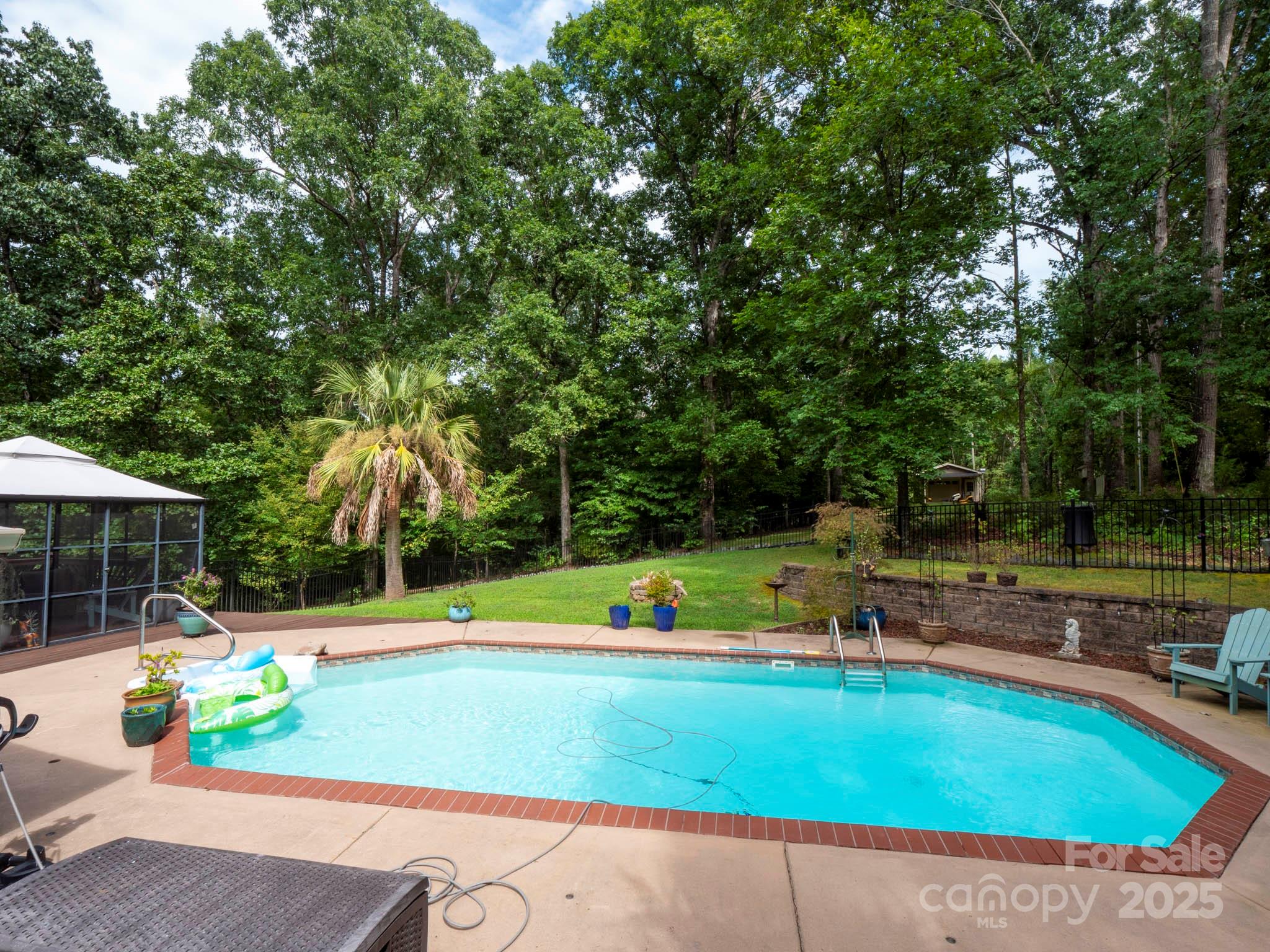 8720 Unionville Brief Road