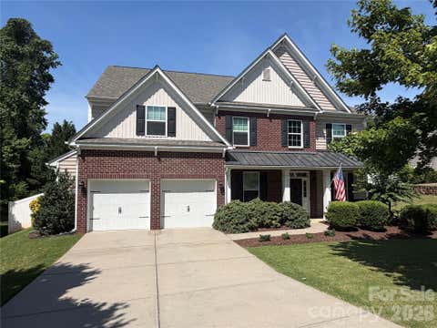 Photo of 576 Becker Avenue, Fort Mill, SC 29715 (MLS # 4395279)