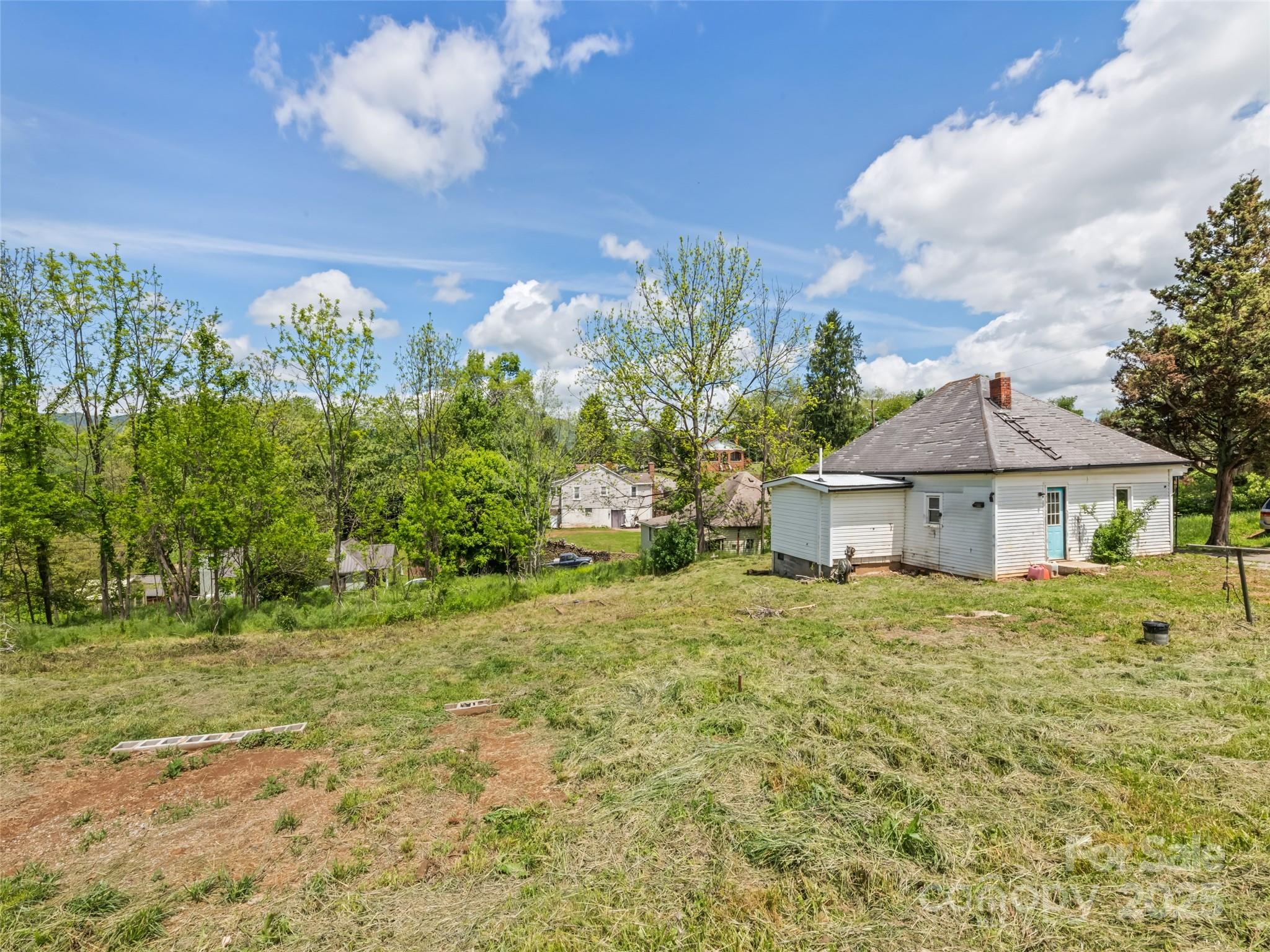 1224 Phillipsville Loop