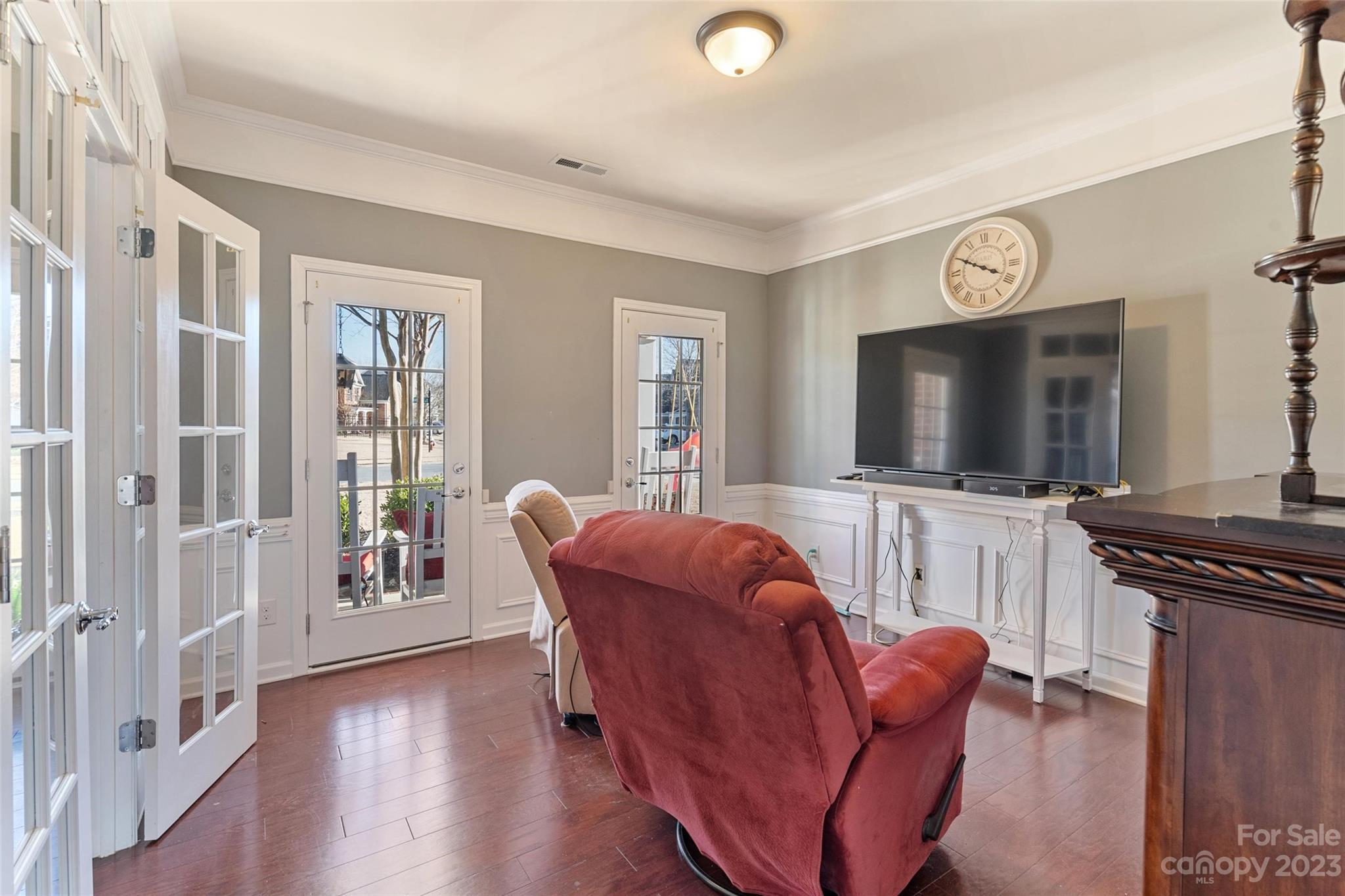 The Chimneys of Marvin - Residential