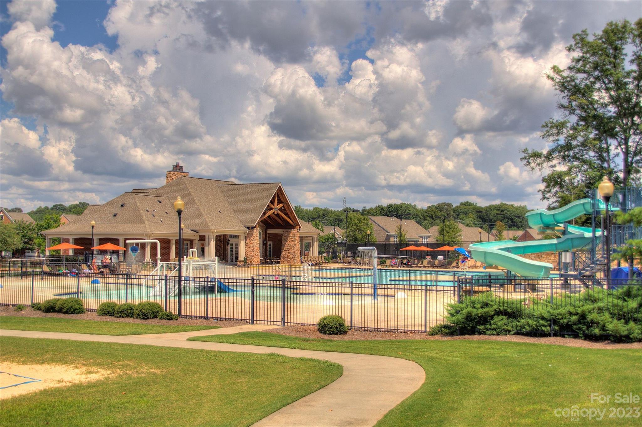 The Chimneys of Marvin - Residential