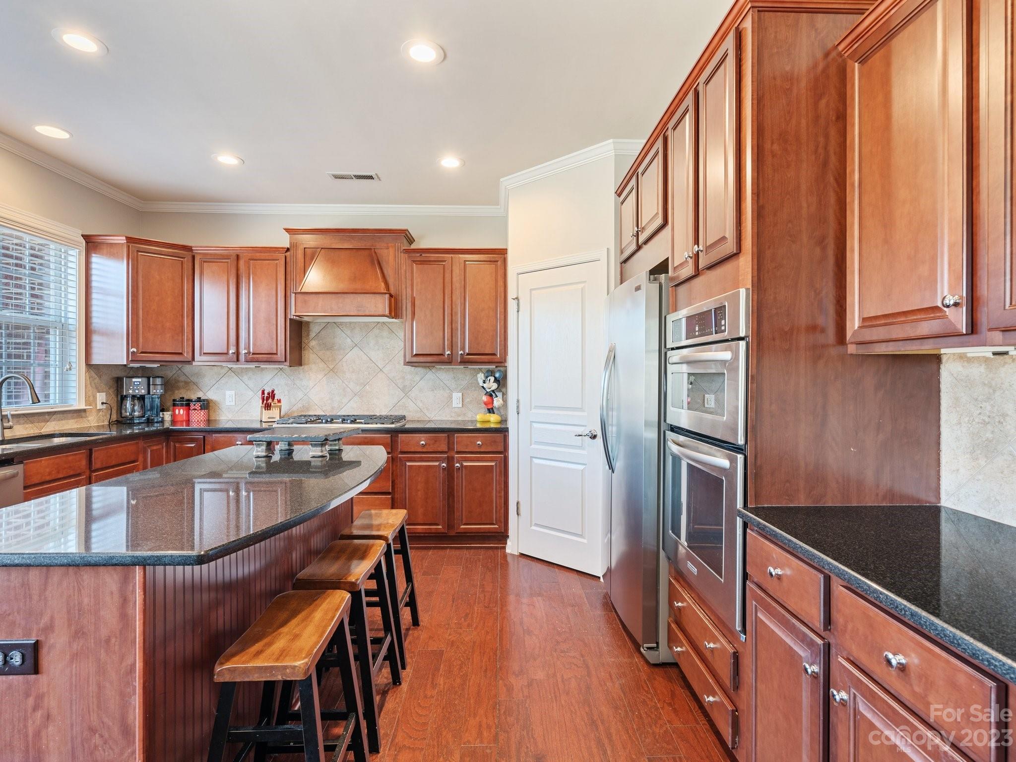 The Chimneys of Marvin - Residential