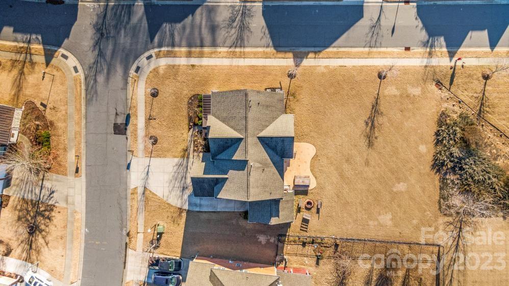 The Chimneys of Marvin - Residential