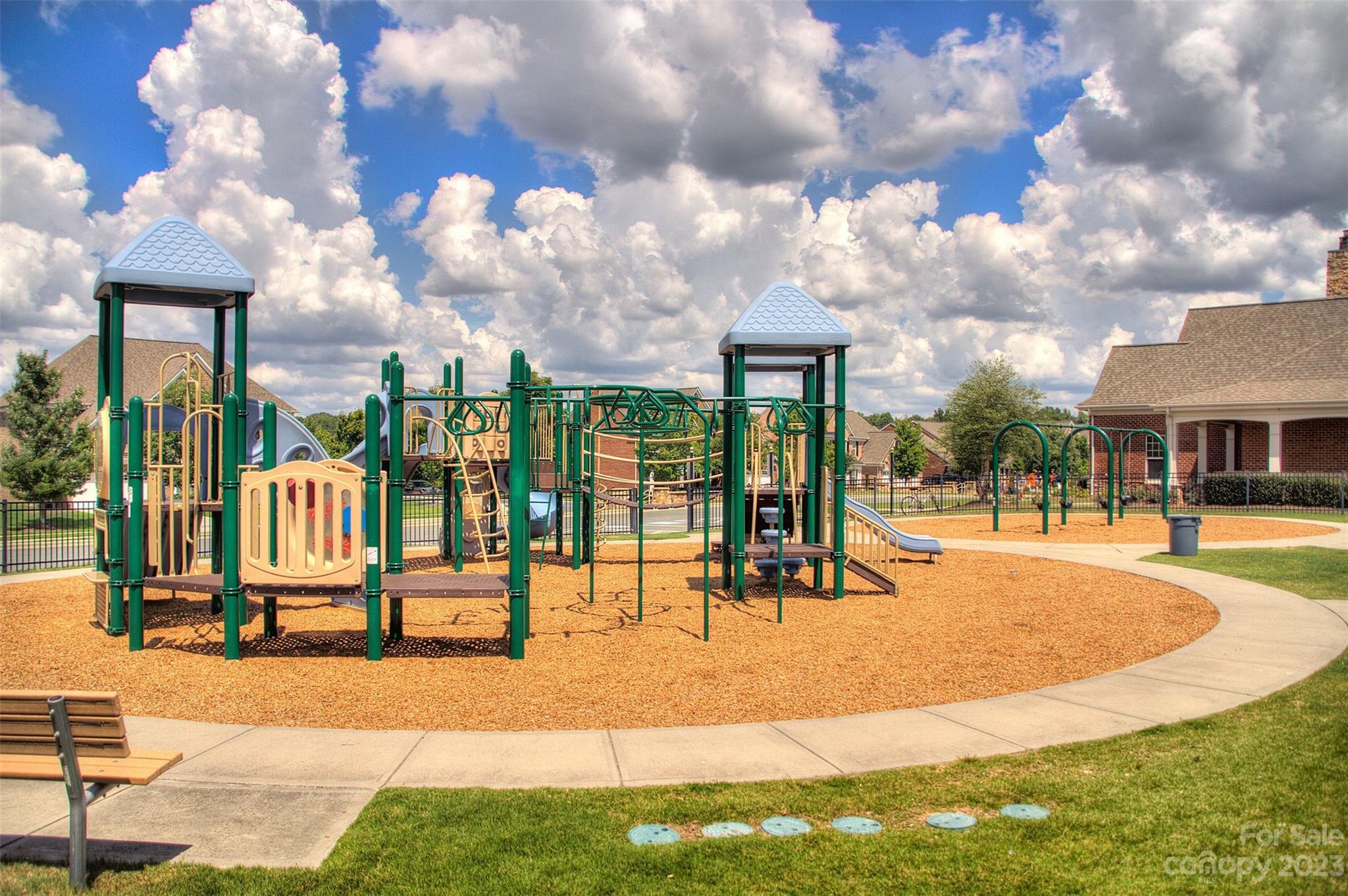 The Chimneys of Marvin - Residential