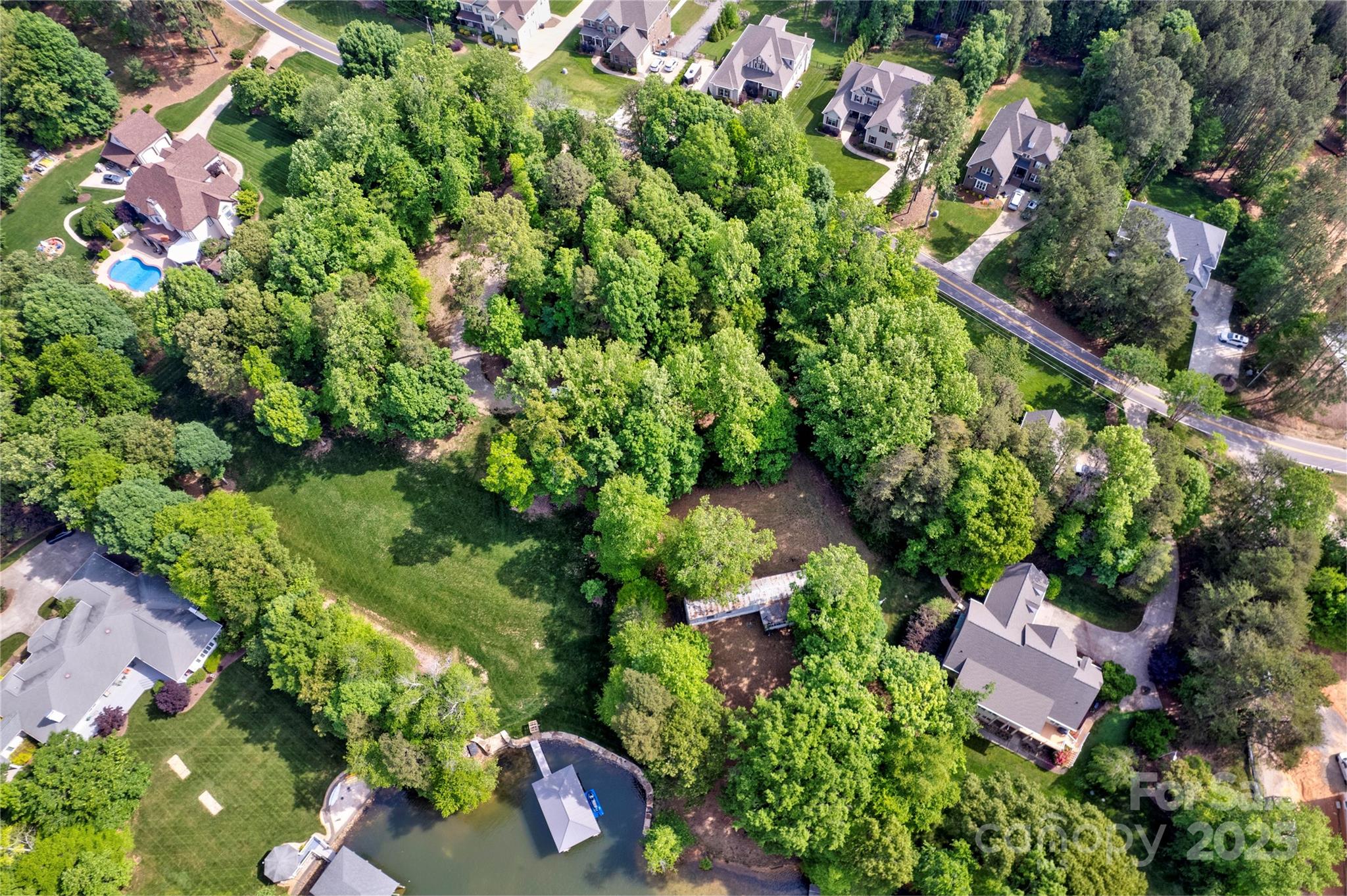 669 Kenway Loop