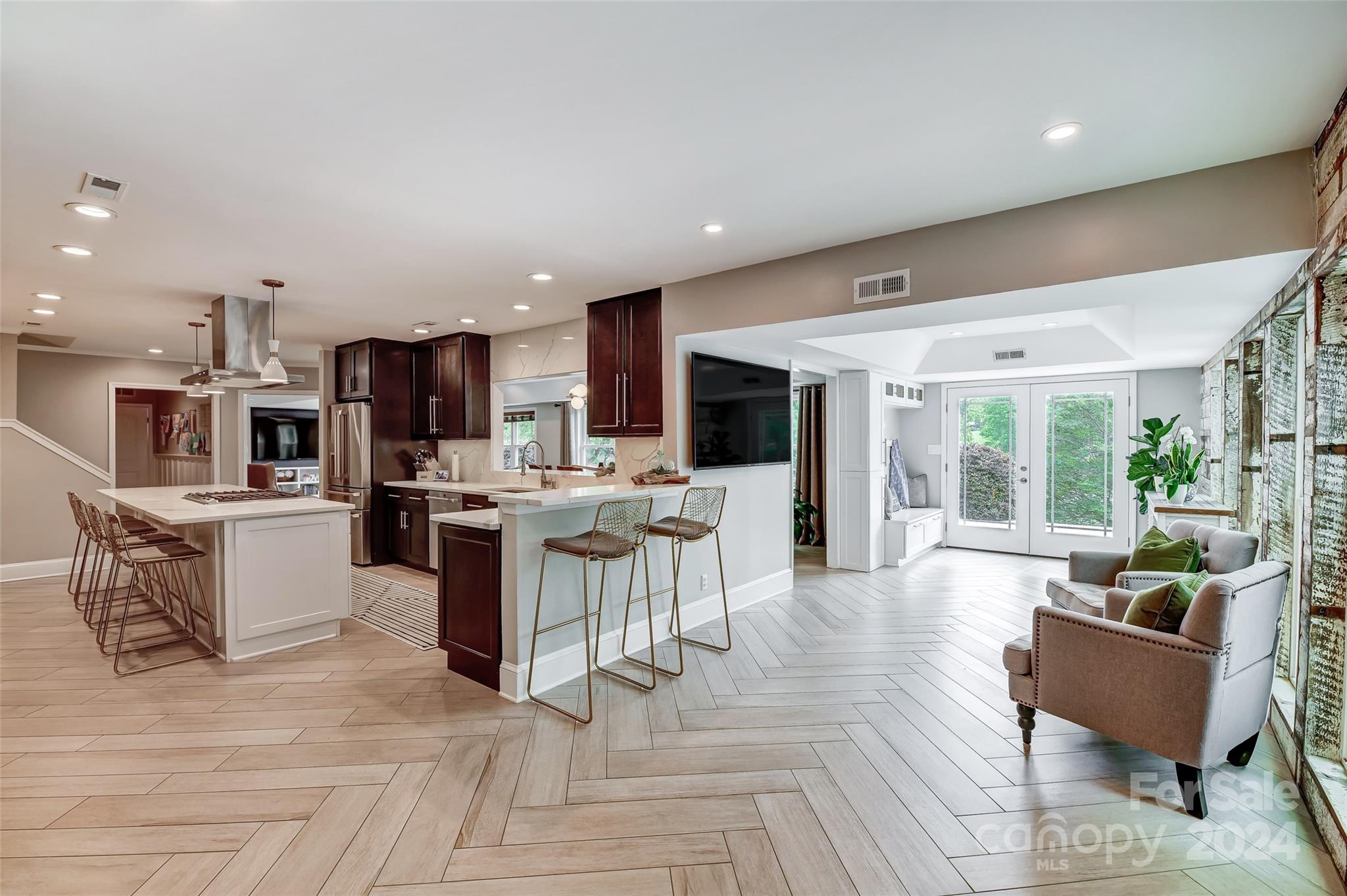 Riverwood Place - Residential