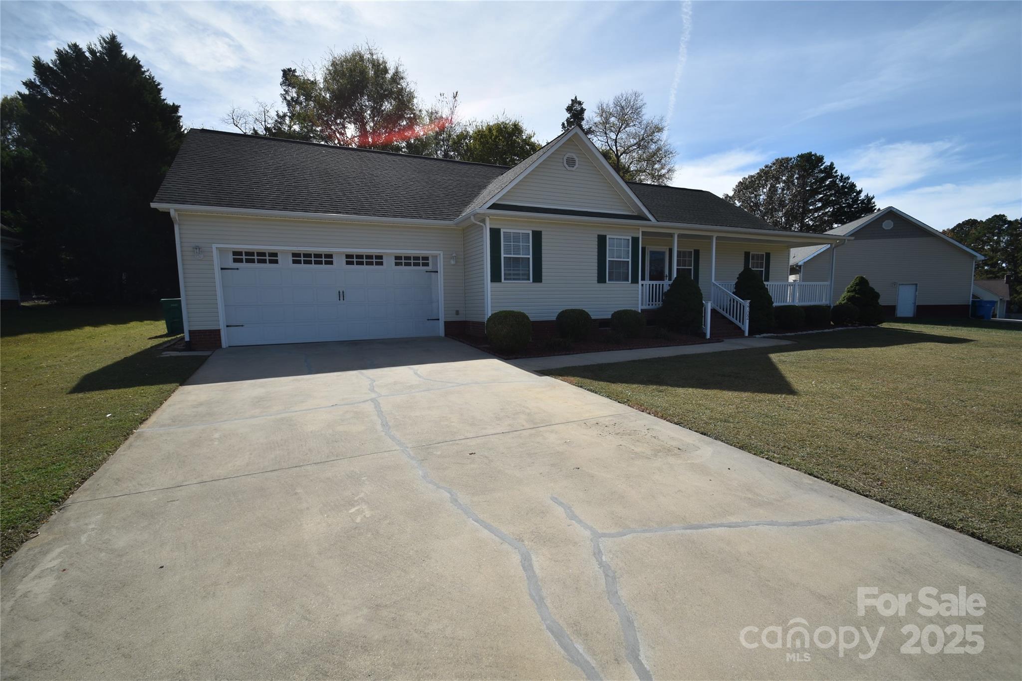 2702 Plantation Way
