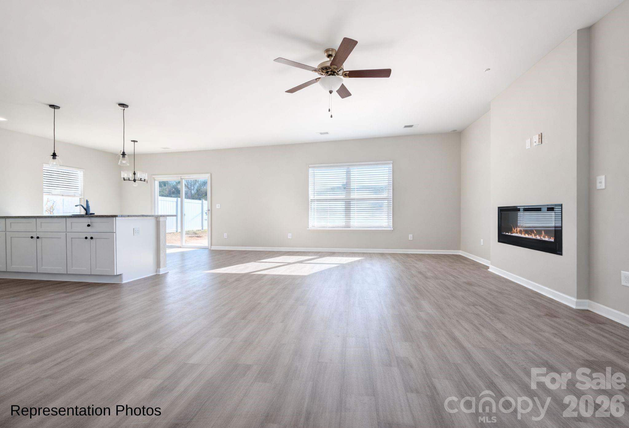 Villas of Kings View - Residential