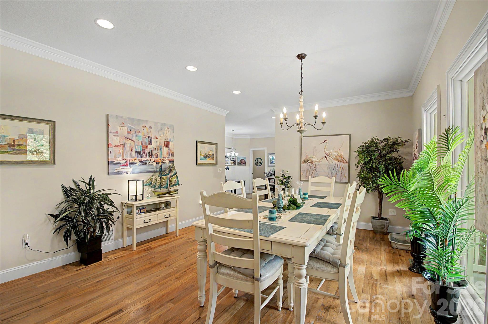 312 Benjamin Way