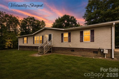 Photo of 124 Lee Street, Richfield, NC 28137 (MLS # 4399770)