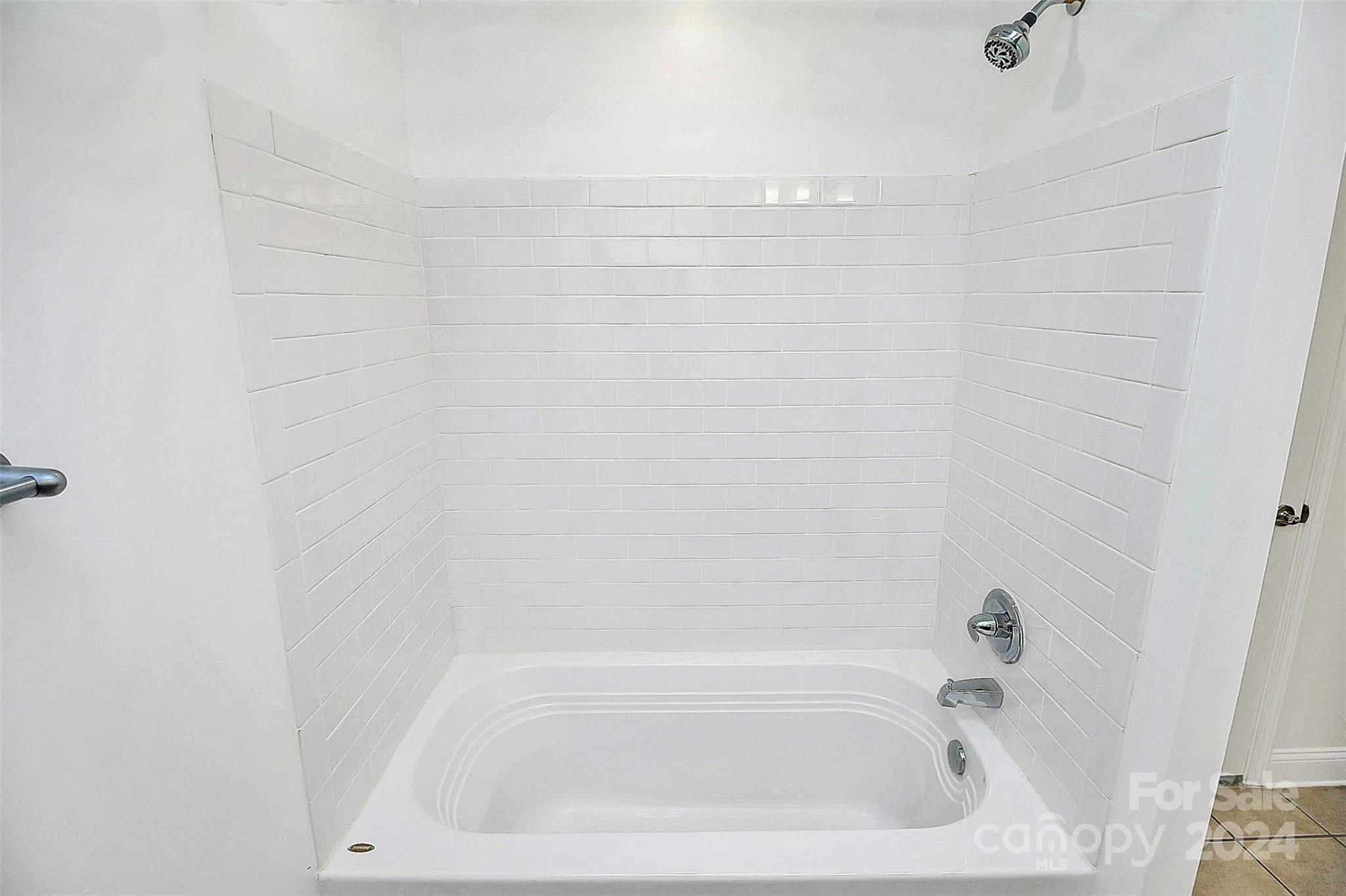 Fifth And Poplar - Residential