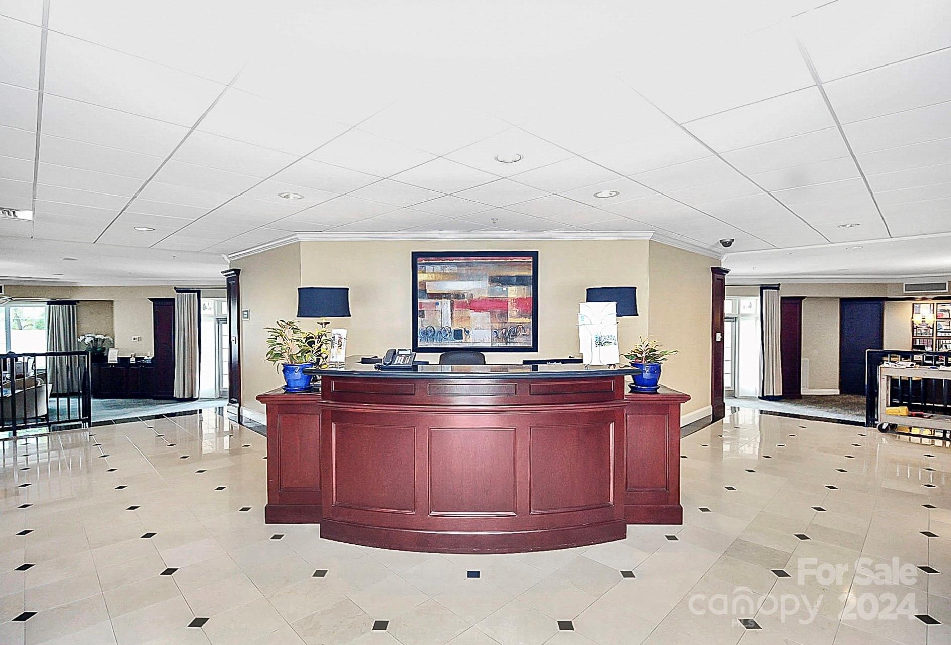 Fifth And Poplar - Residential