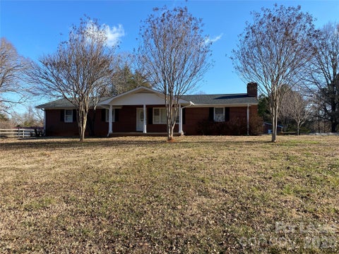 Photo of 203 Ratchford Farm Road, Gastonia, NC 28056 (MLS # 4412550)