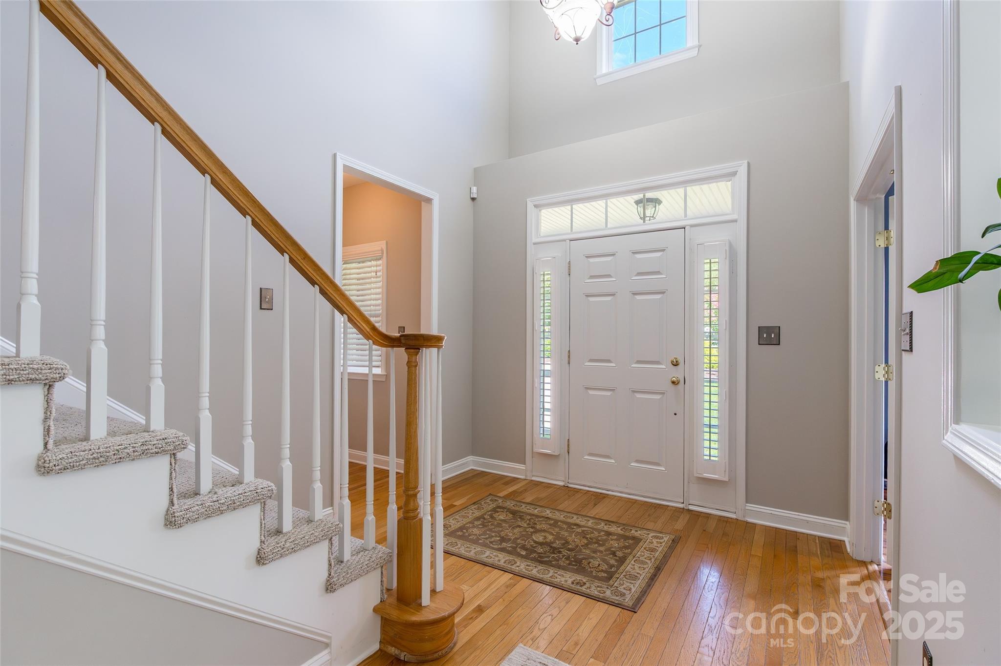 2745 Firethorn Court