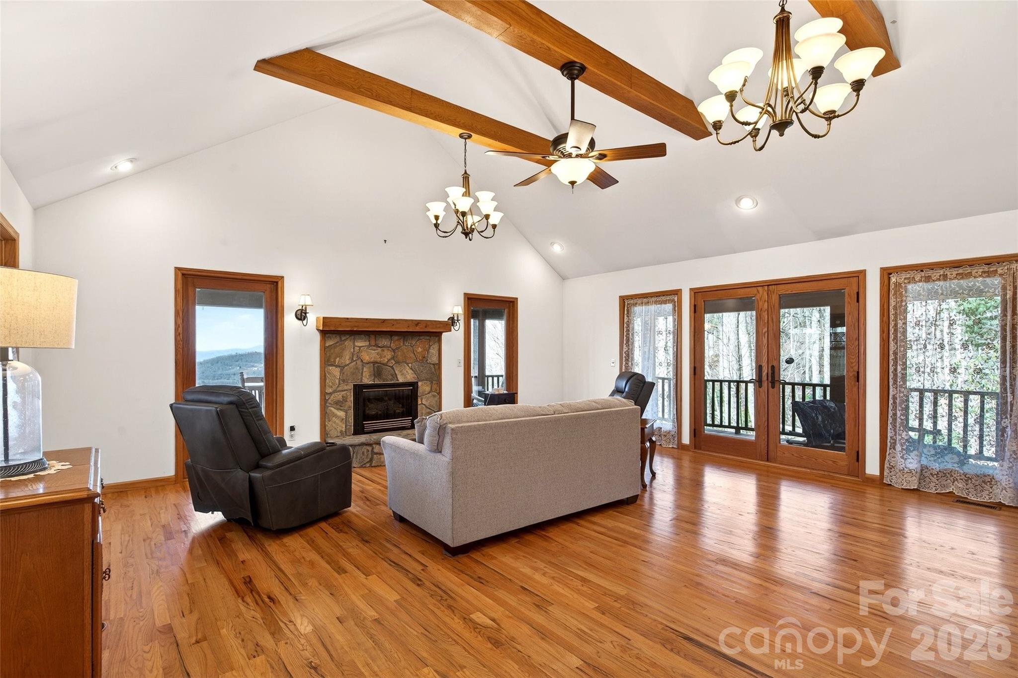 Humpback Mountain - Residential