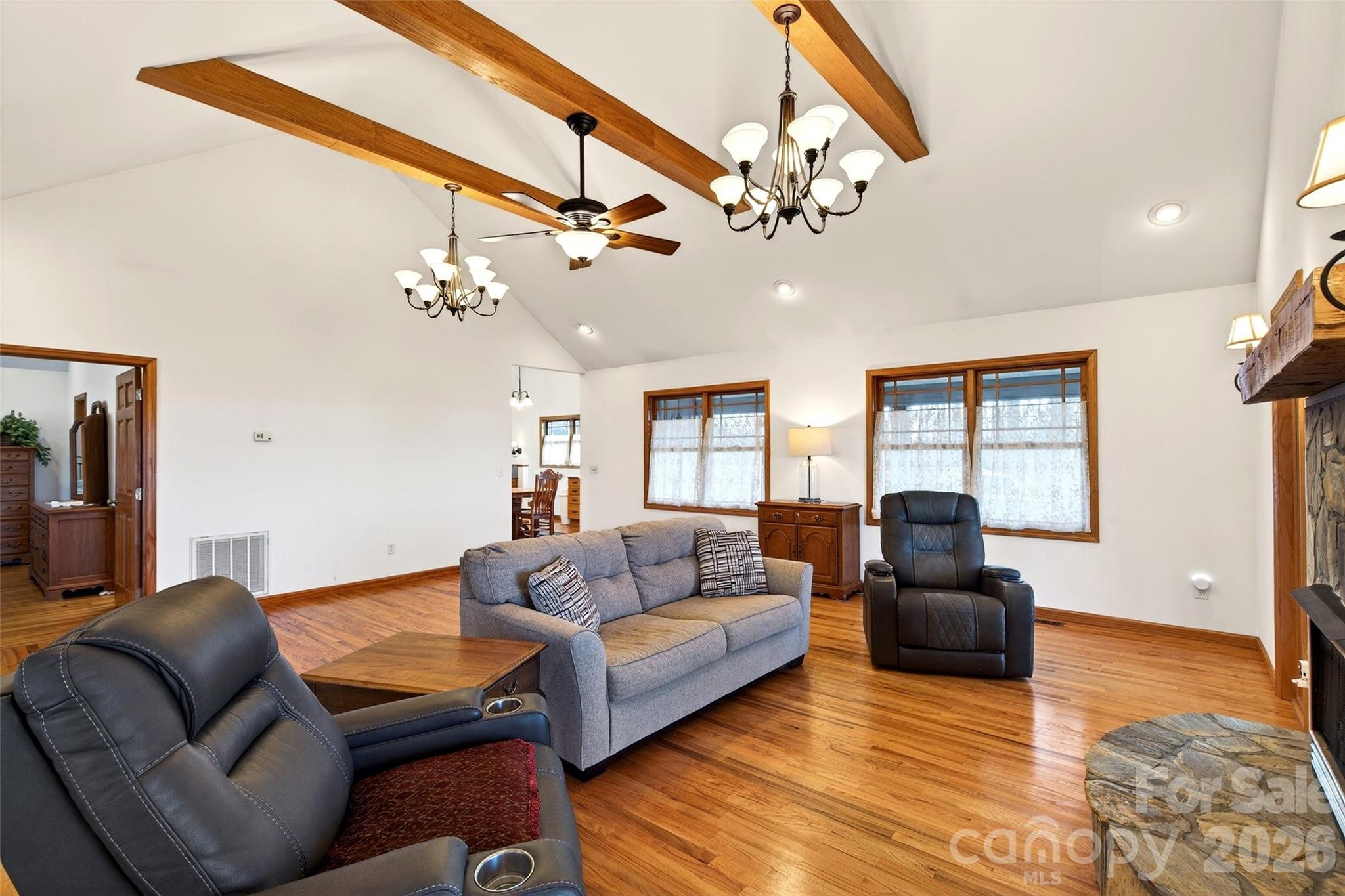 Humpback Mountain - Residential