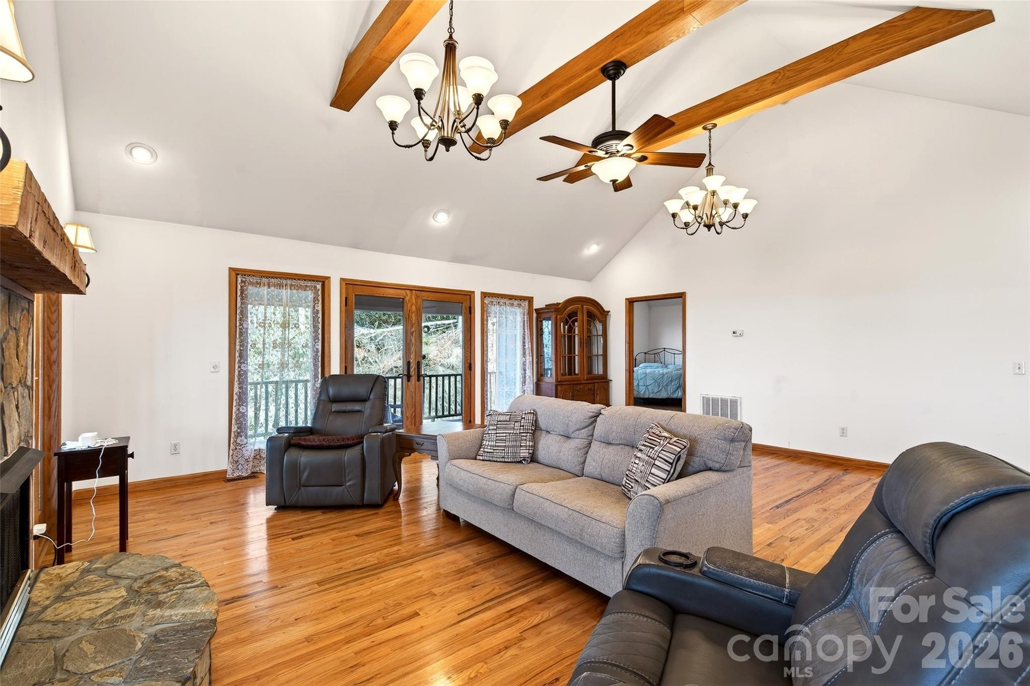 Humpback Mountain - Residential