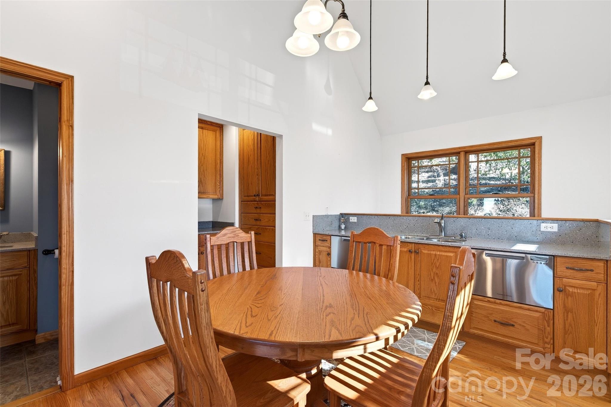 Humpback Mountain - Residential