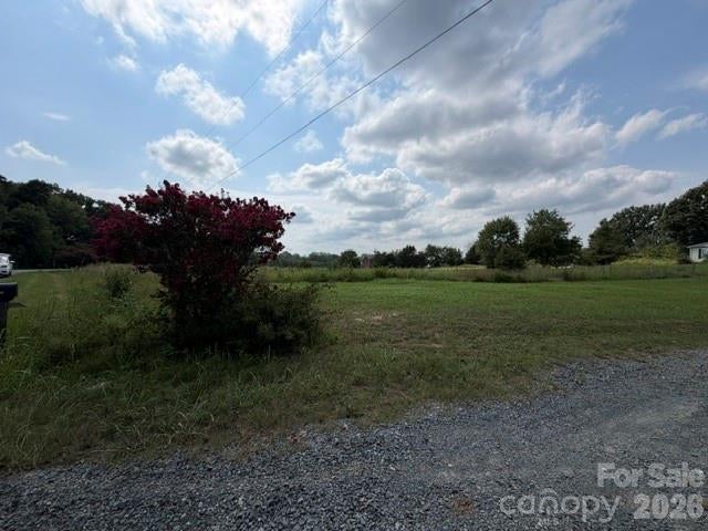 709 Bruce Thomas Road